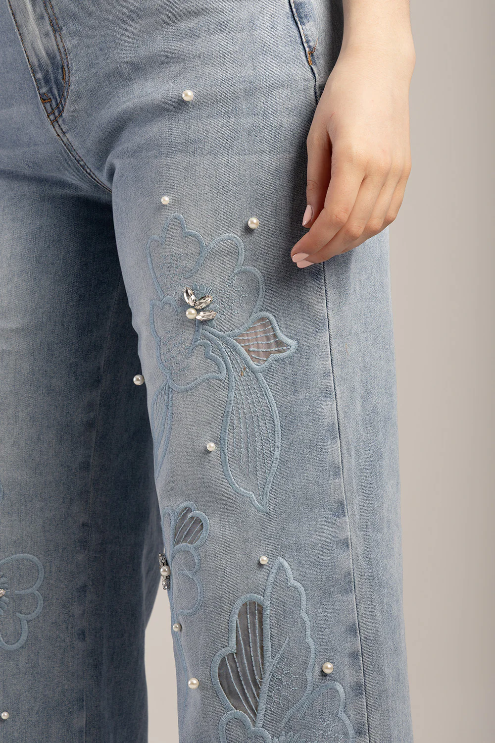 Floral Applique & Pearl Detail Mid Waisted Wide Leg Jean- Light Wash - Image 2