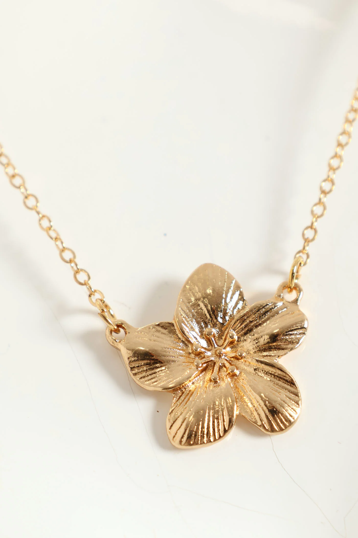 Floral Pendant Necklace - Gold - Image 2