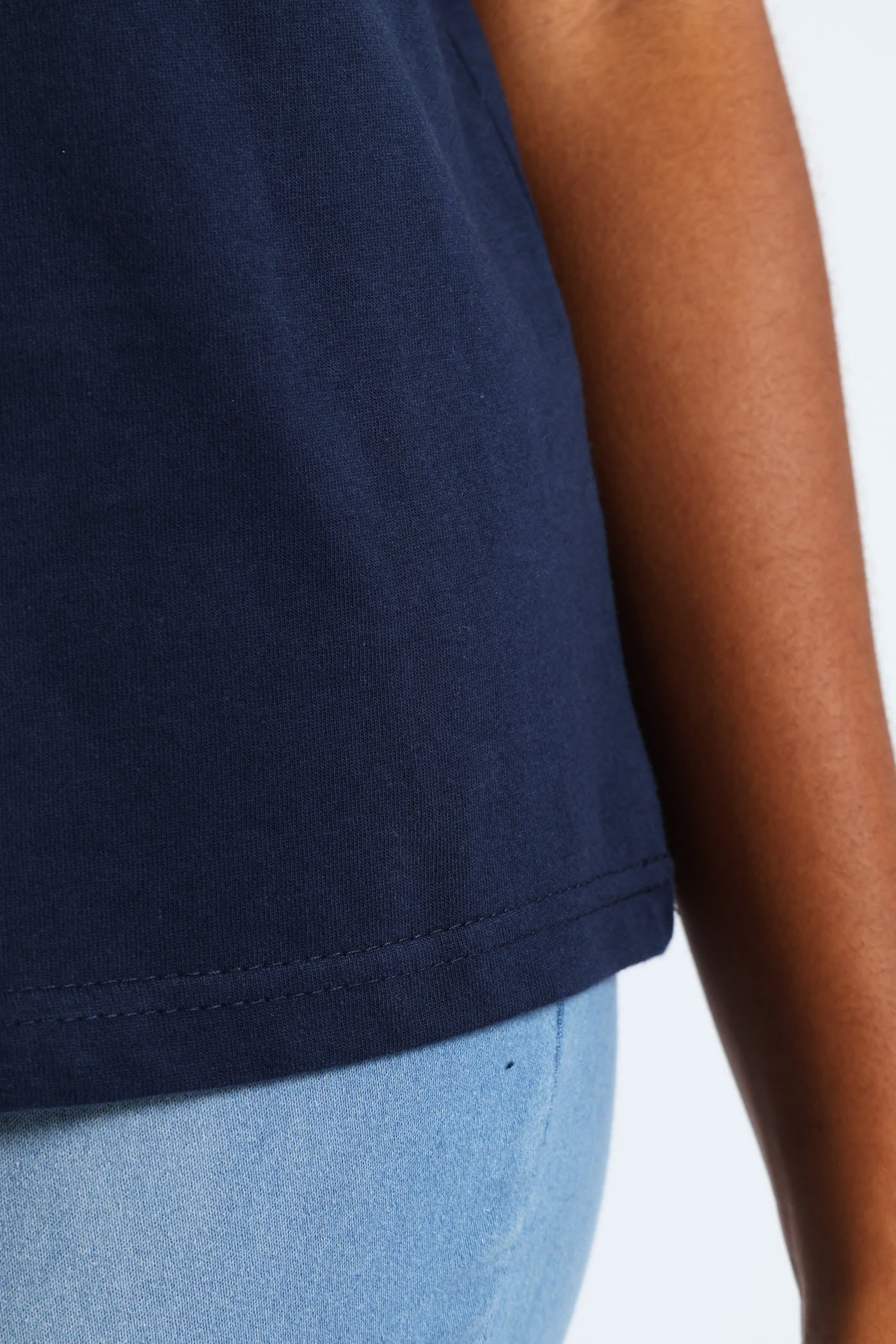 Flores Leaf Foil Tee - Navy - Image 5
