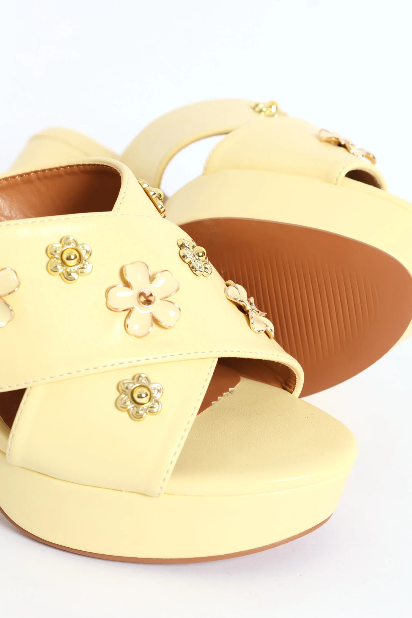 Flower Jewel Crosstrap Platform Heel - Light Yellow - Image 2