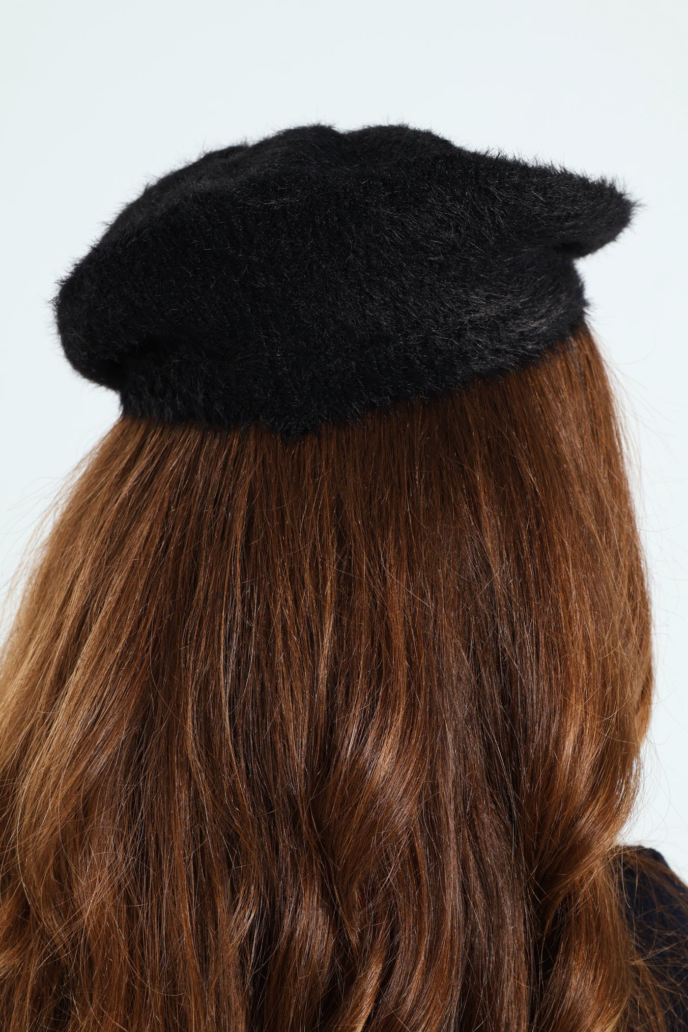 Fluffy Beret - Black - Image 3