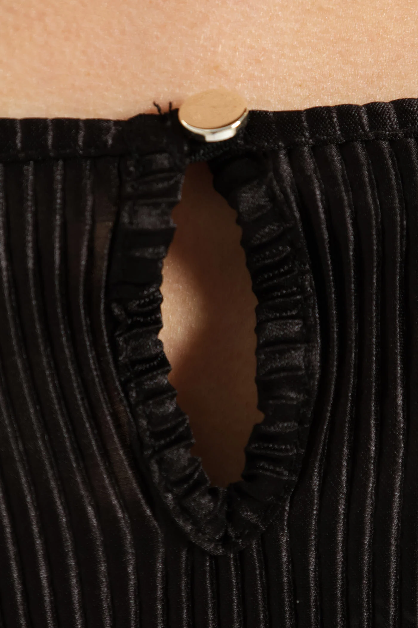 Flutter Sleeve Plisse Combo Dress - Black - Image 7