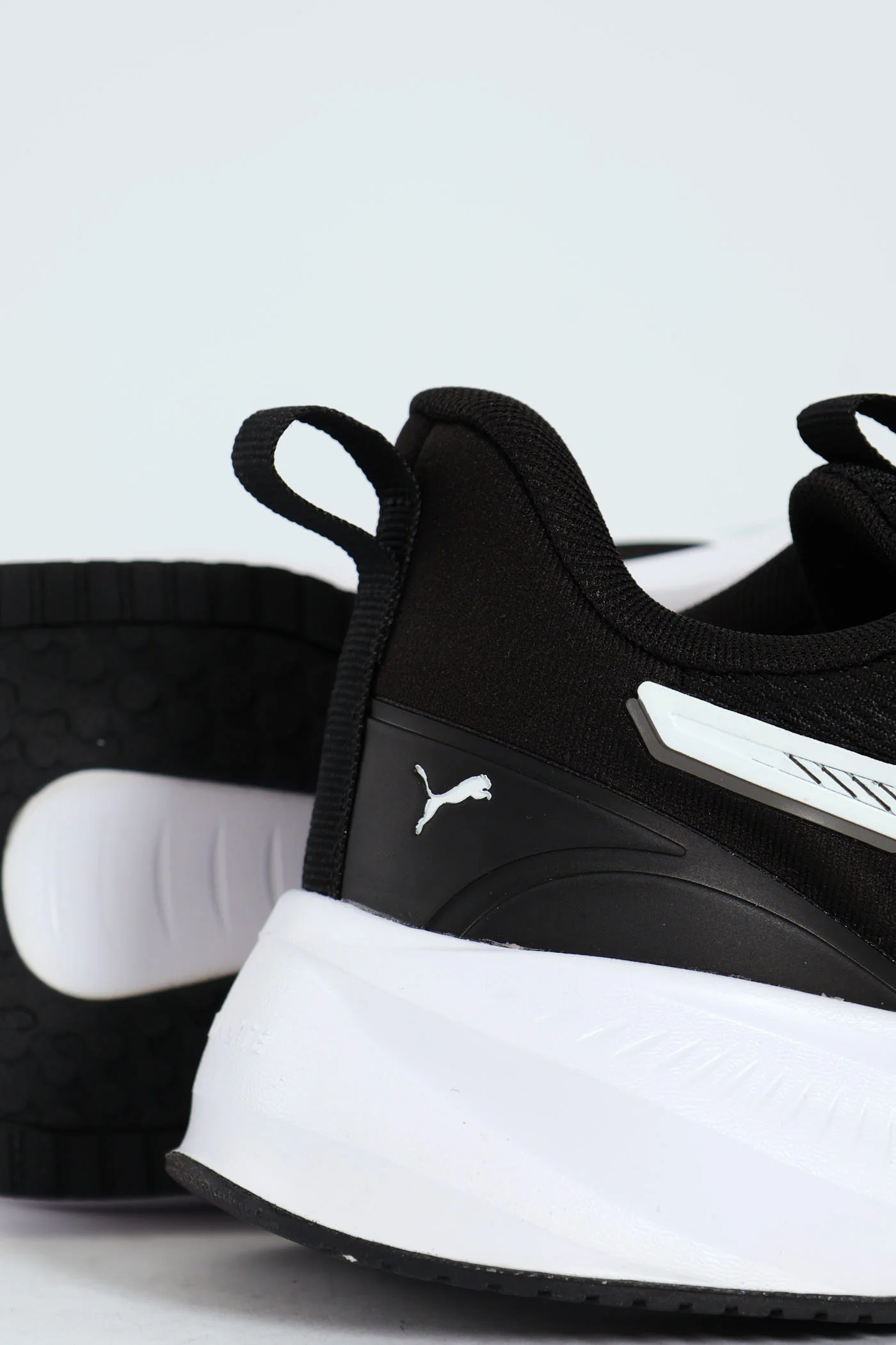 Flyer Lite 3 Trainer - Black/White - Image 2