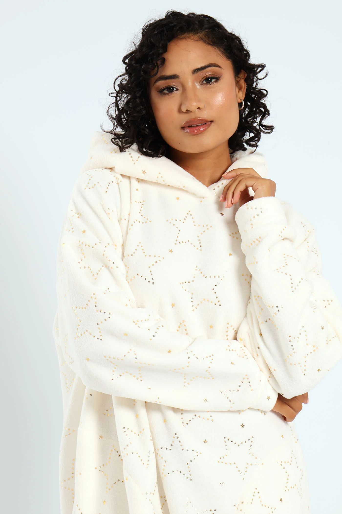 Foil Star Oversize Snuggie - Cream - Image 2