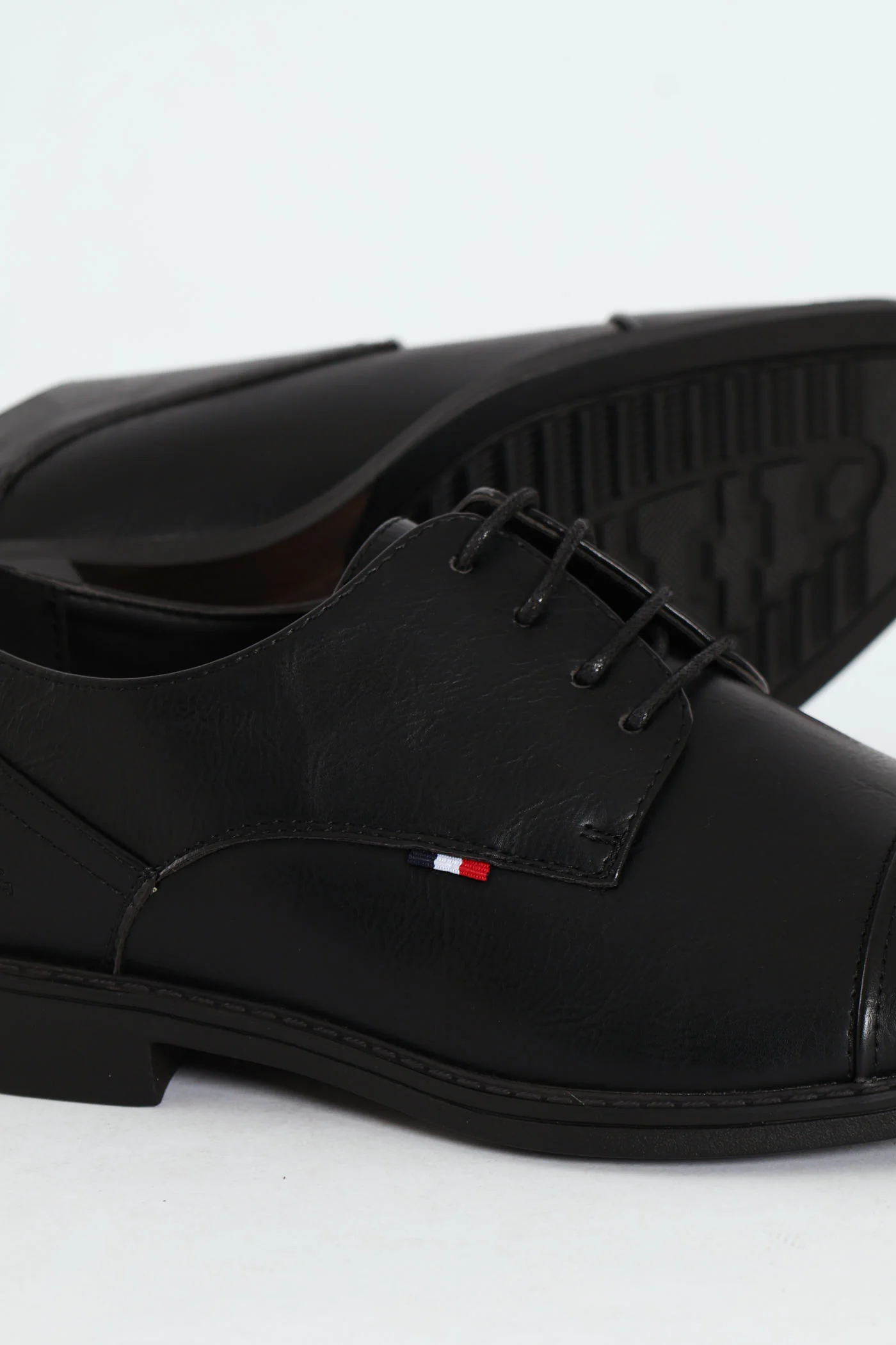 Formal Derby Shoe With Toe Cap - Black - Image 2