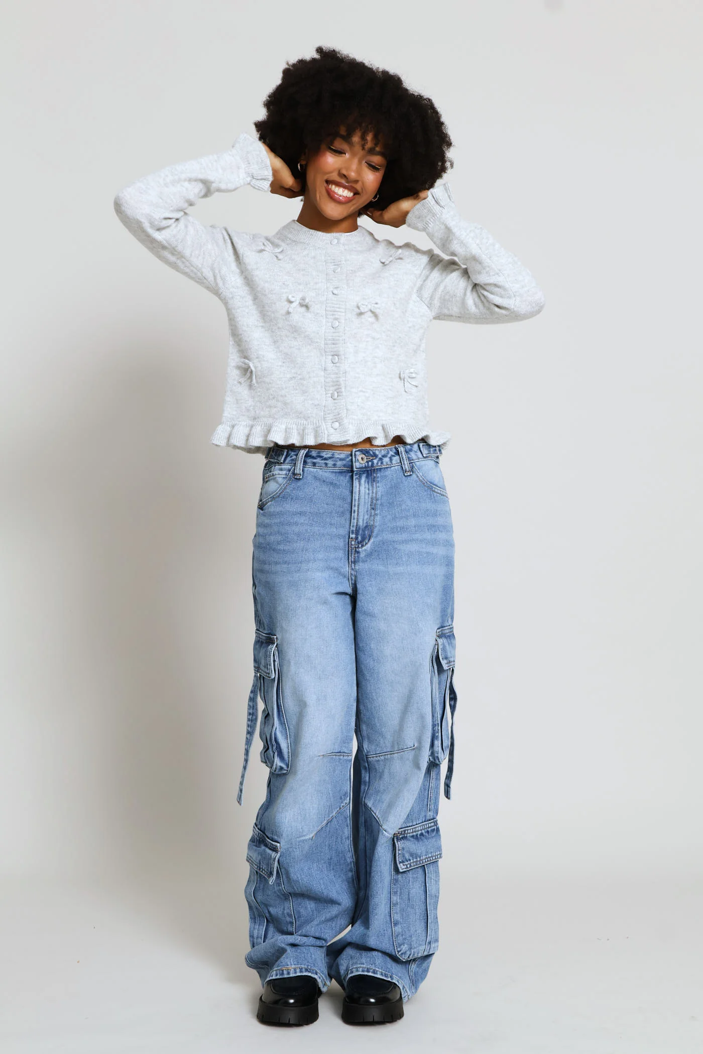 Frill & 3D Bows Crew Cardigan - Grey - Image 5