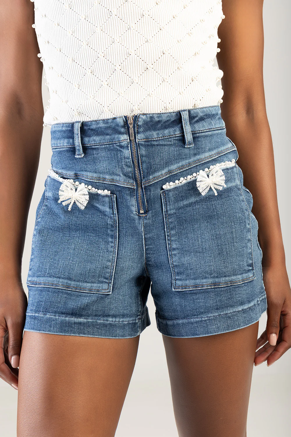 Front Zip & Pocket Detail High Waist Shorts - Medium Wash - Image 3