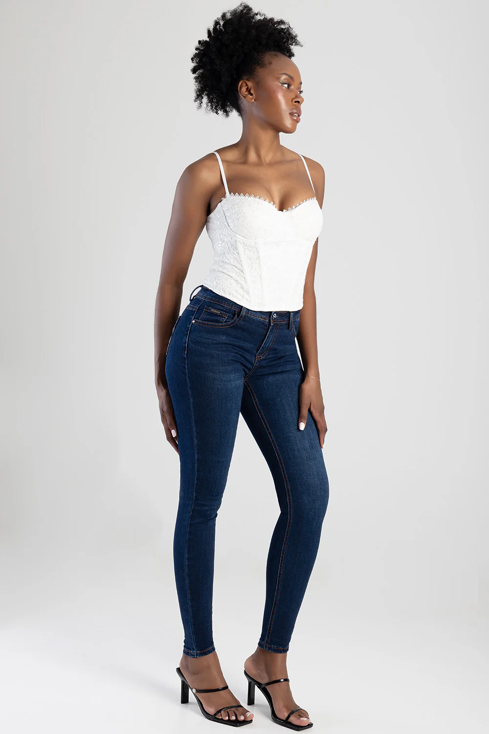 Full Pocket Embroidery Detail Mid Waist Skinny Jean - Dark Blue - Image 4