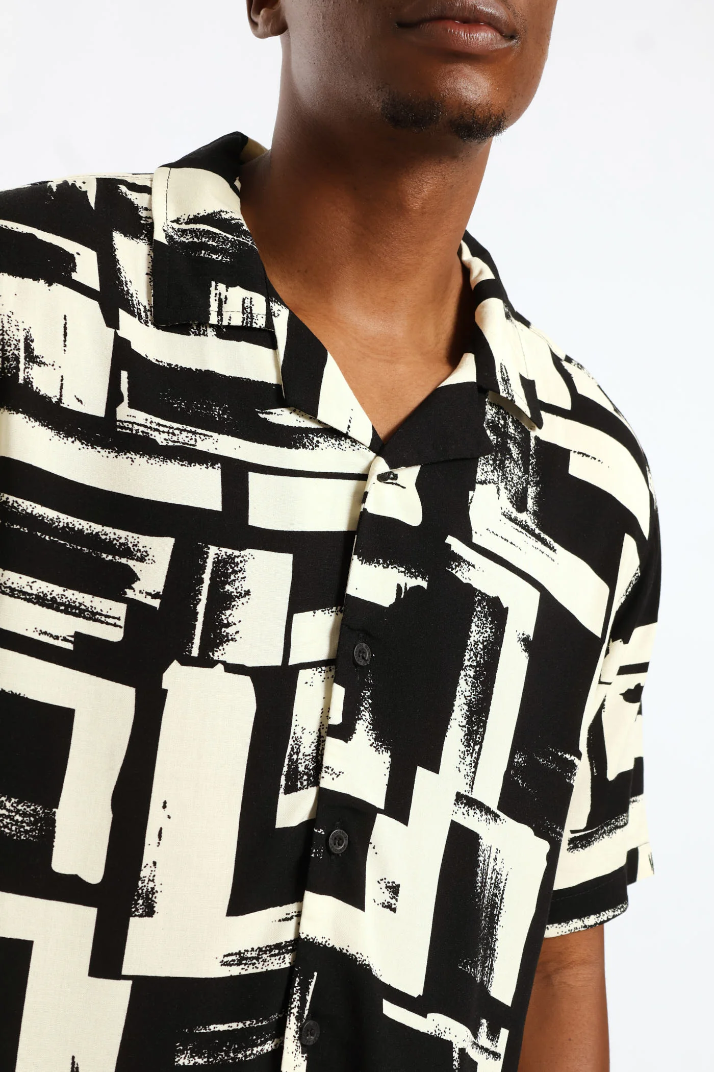 Geo Viscose Shirt - Black/Ecru - Image 2