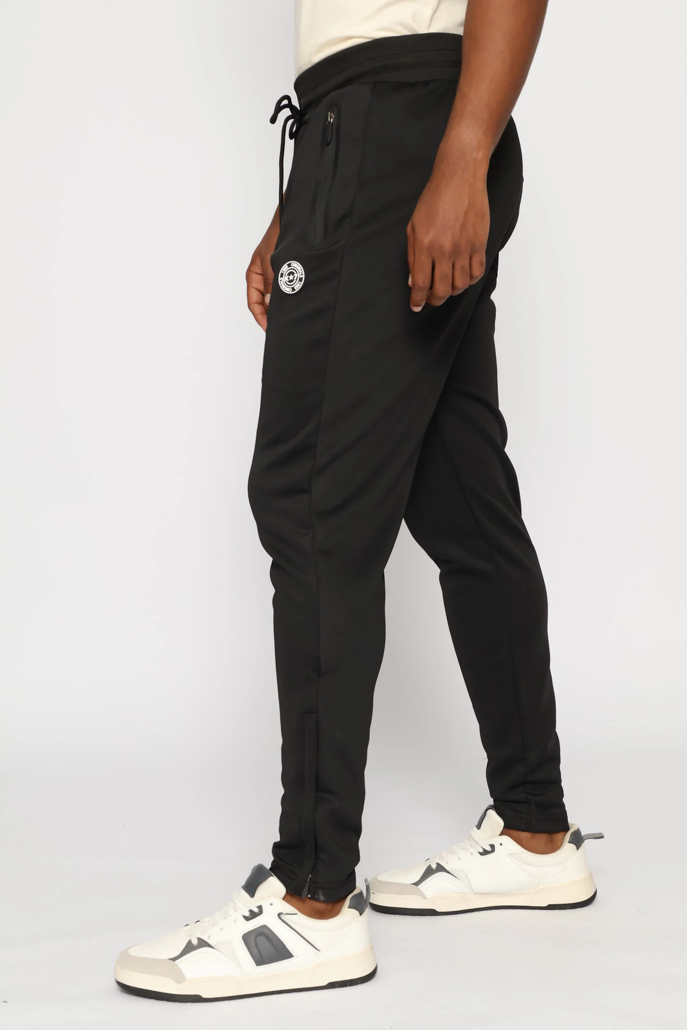 Ghost V2.0 Jogger - Black - Image 2