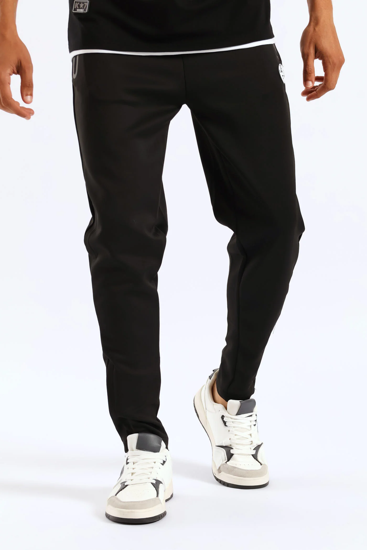 Ghost V2.0 Trackpants - Black - Image 2