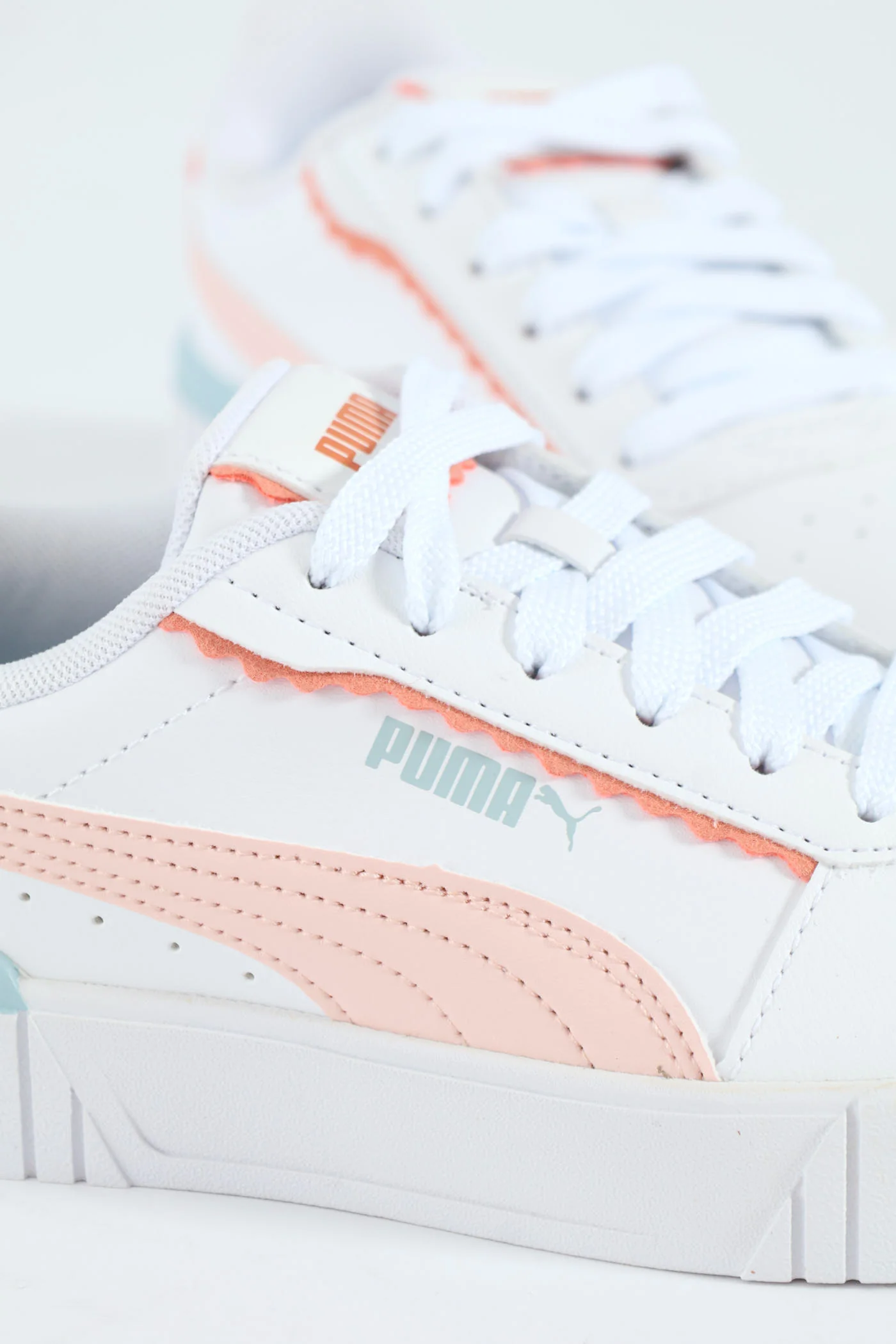 Girls Carina Off Side Sneaker - White - Image 2
