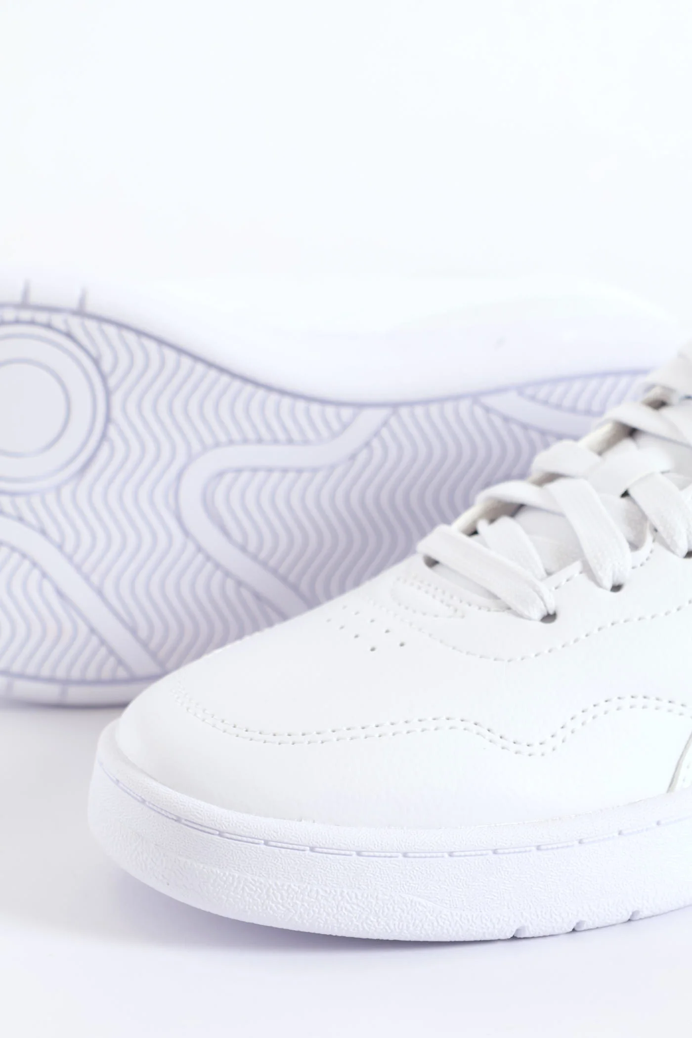 Girls Court Lally Jr Sneaker - White - Image 2