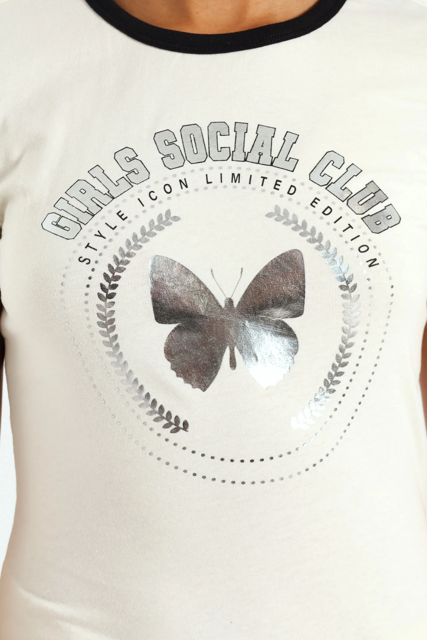 Girls Club Tee - Cream - Image 4