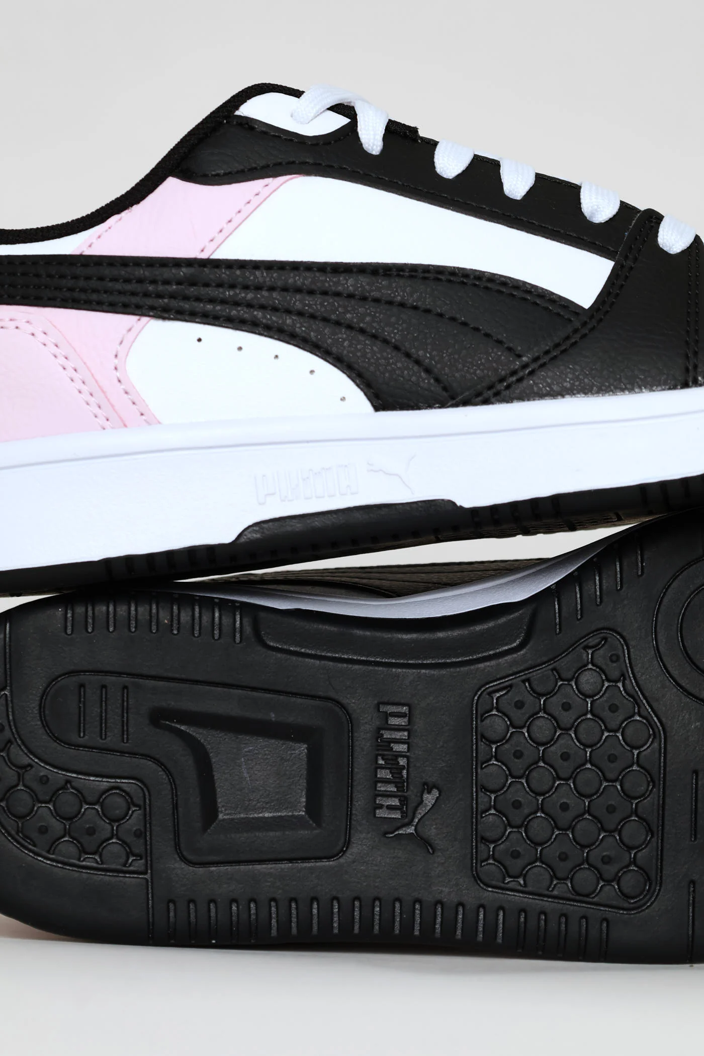Girls Rebound V6 Lo Sneaker - Black/Pink - Image 2