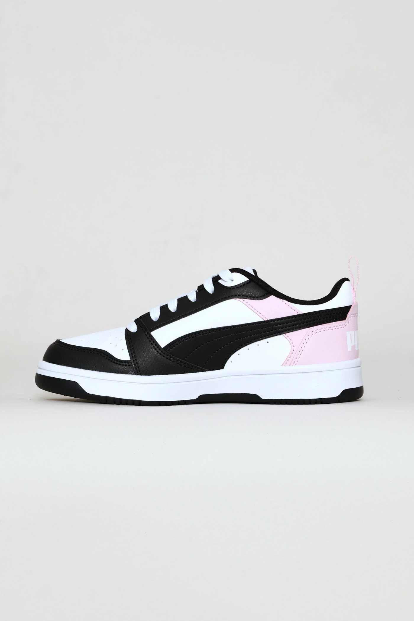 Girls Rebound V6 Lo Sneaker - Black/Pink - Image 4