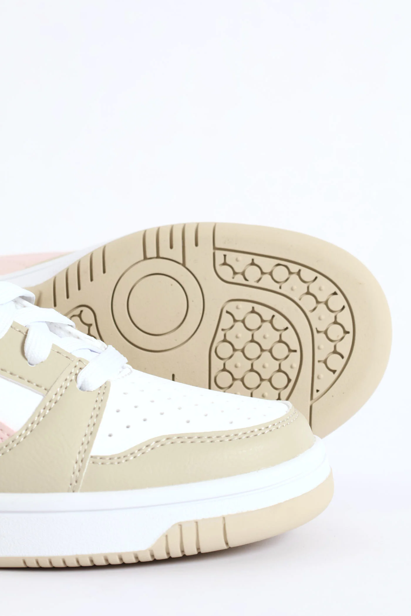 Girls Rebound V6 Low Jr Sneaker - Multi - Image 6