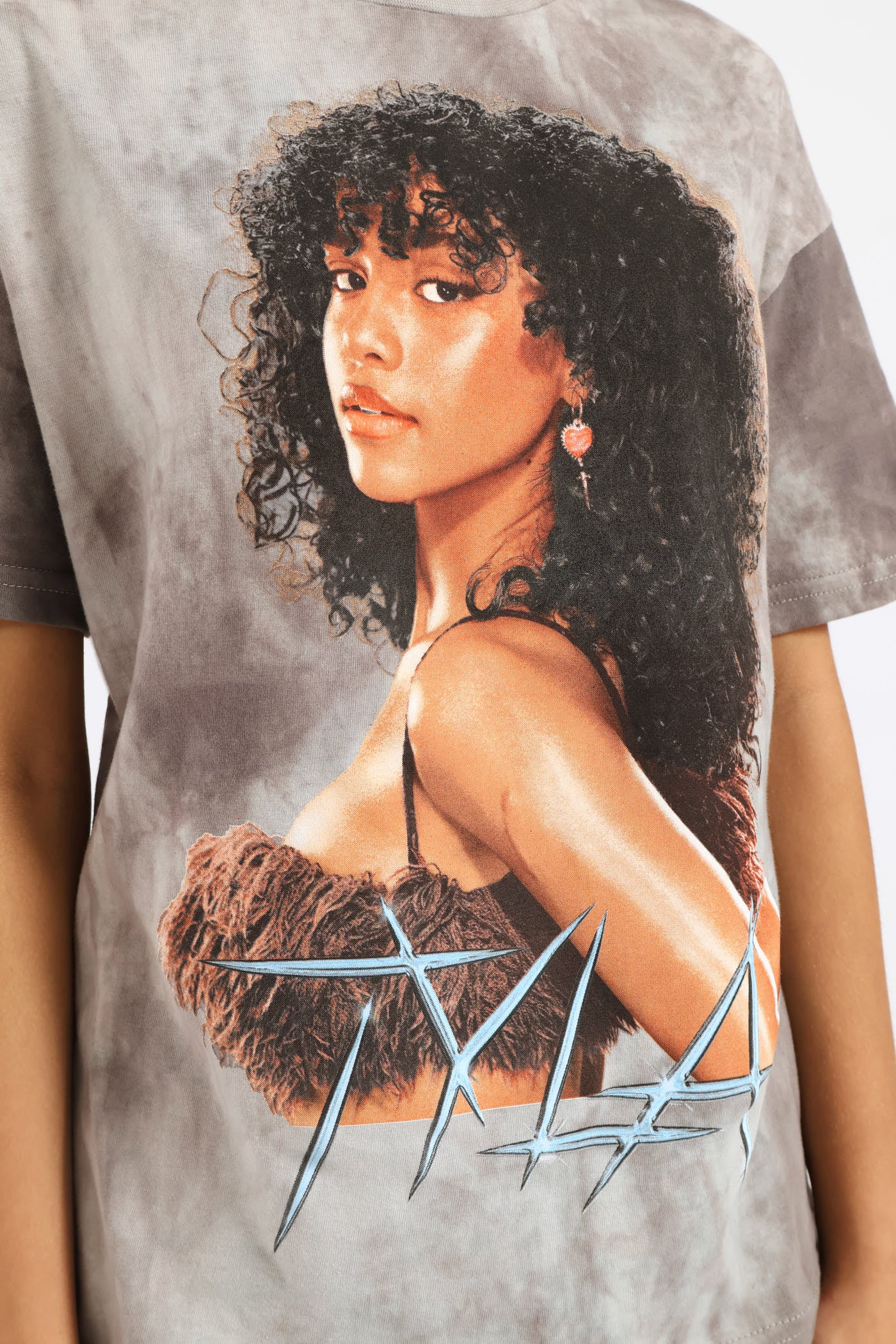 Girls Tyla Oversized Tee - Charcoal - Image 2