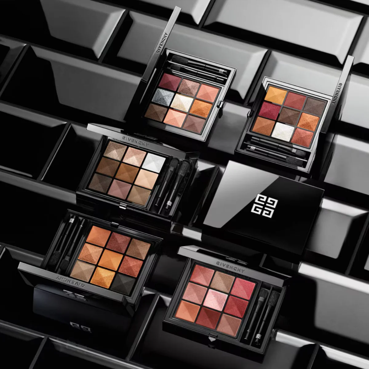 Le 9 De Givenchy Eyeshadow - Image 4