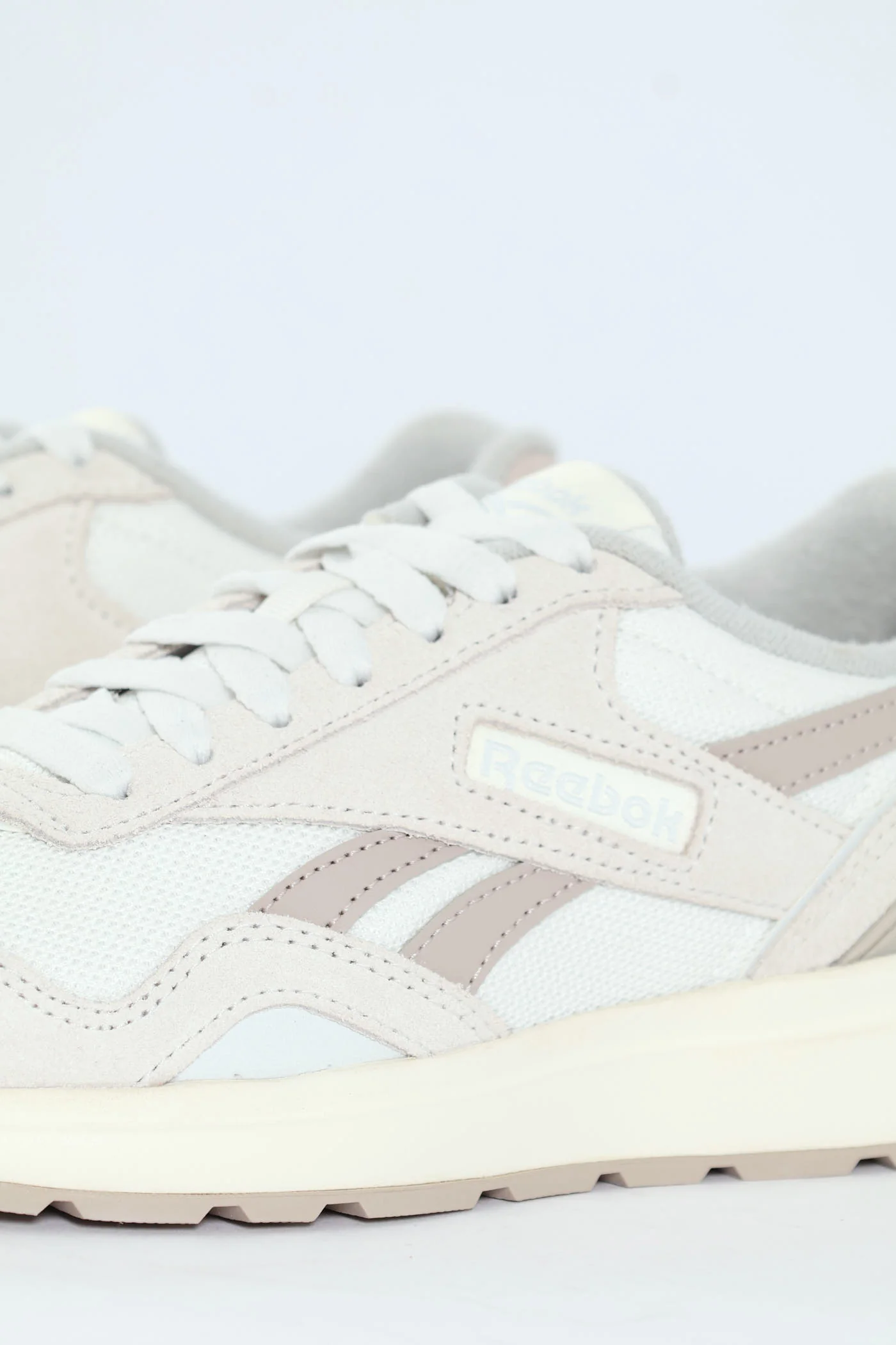 Gl1100 Sporty Lace Up Sneaker - Stone - Image 2