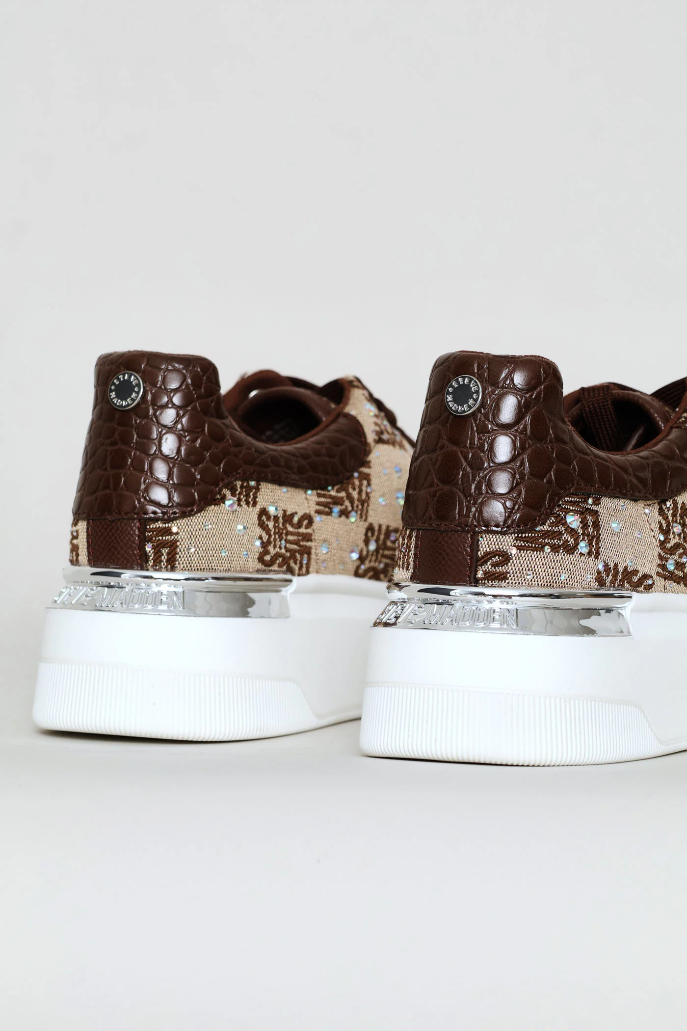 Glider Momgram Sneaker - Brown - Image 5