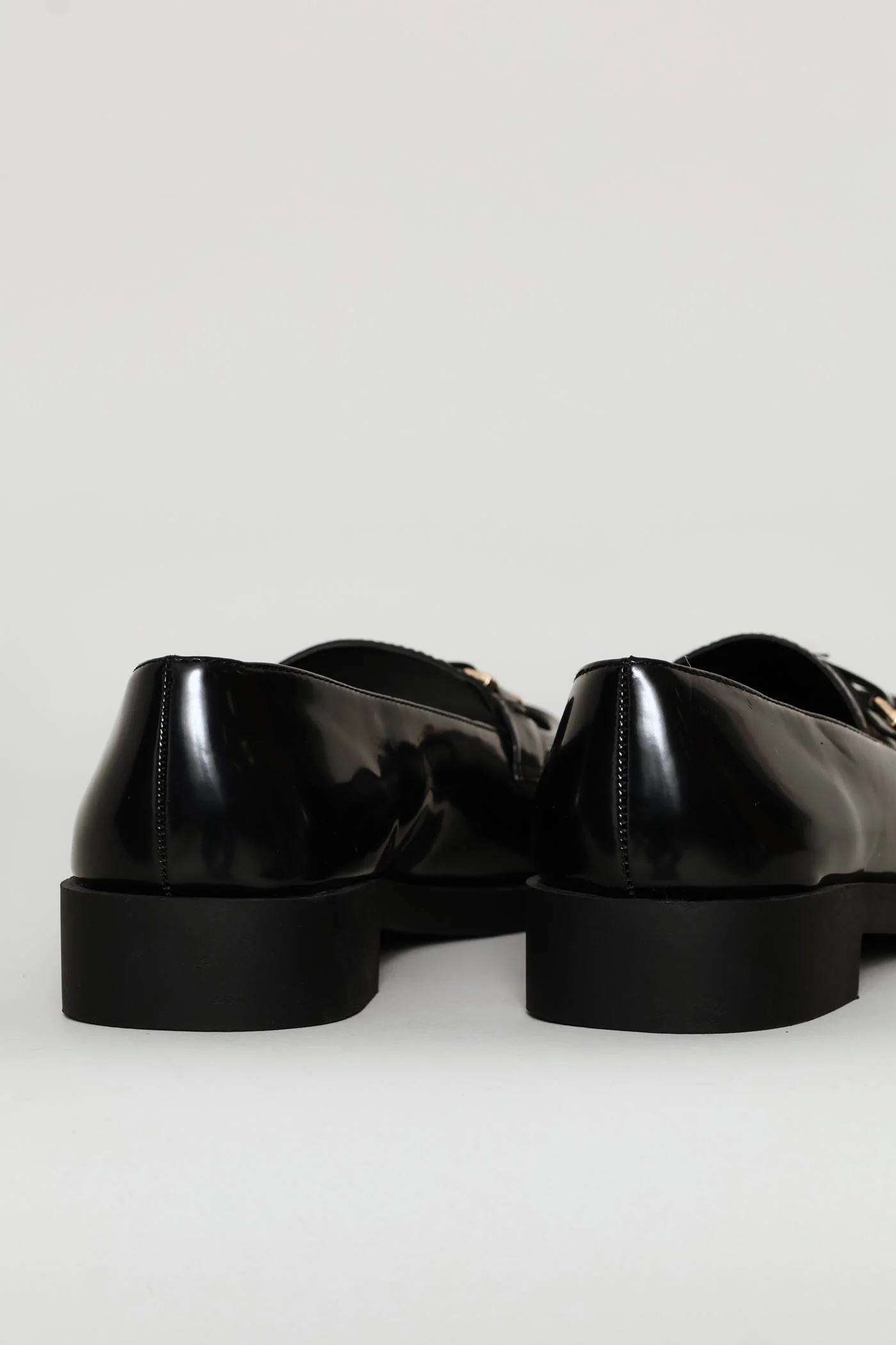 Gold Trim Detail Smart Loafer - Black - Image 6