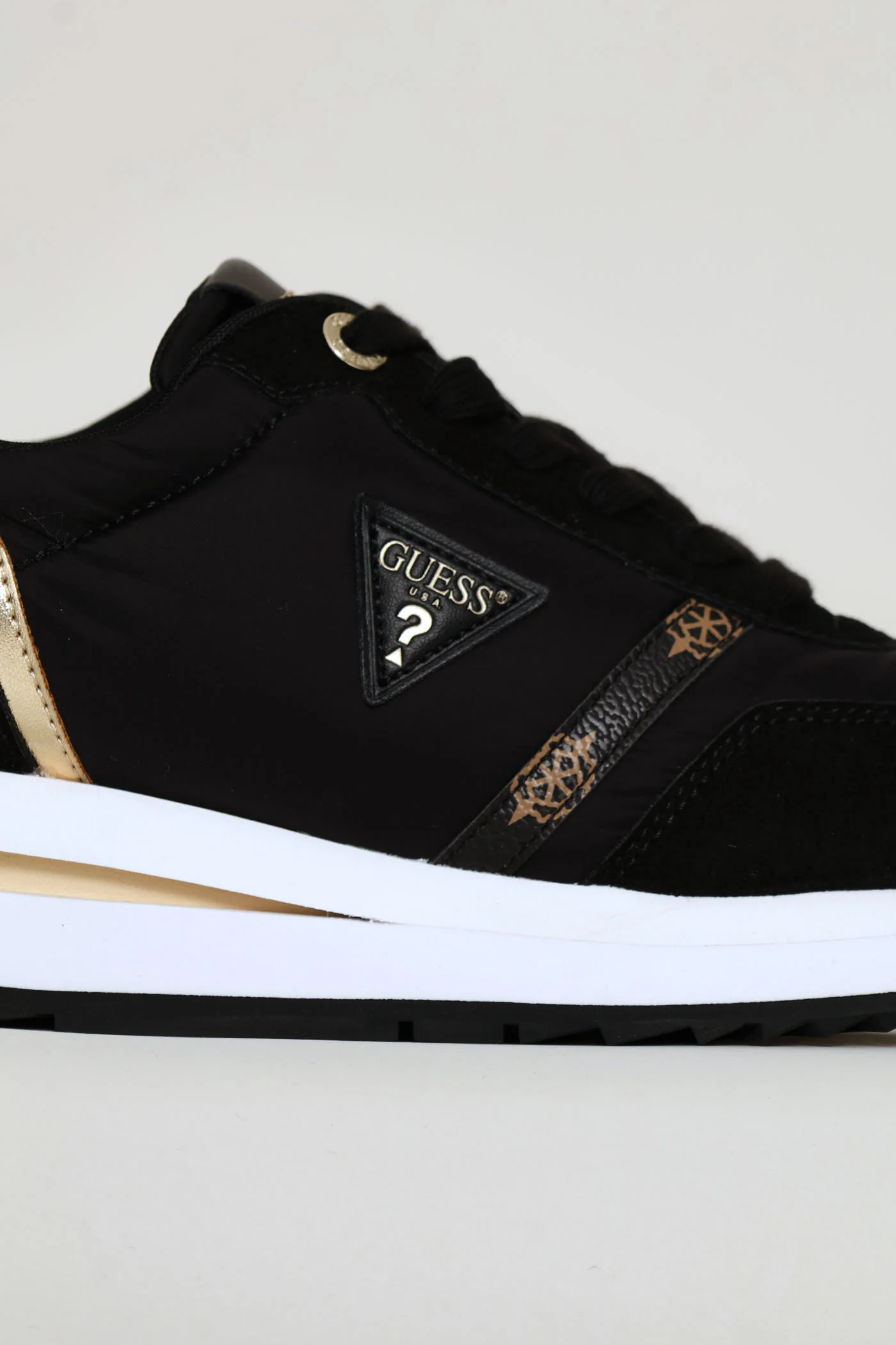 Gold Trim Detail Sneaker - Black - Image 6