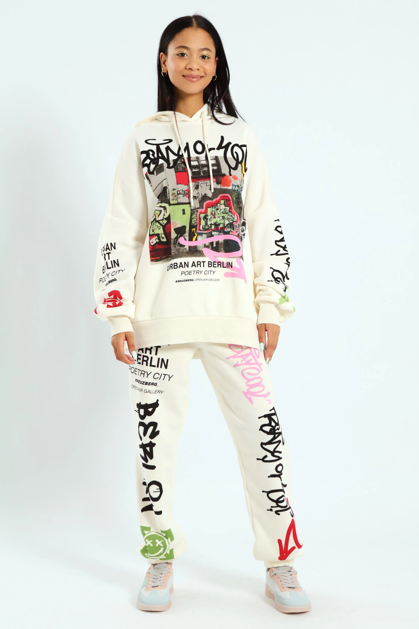 Graffiti Jogger - Cream - Image 5