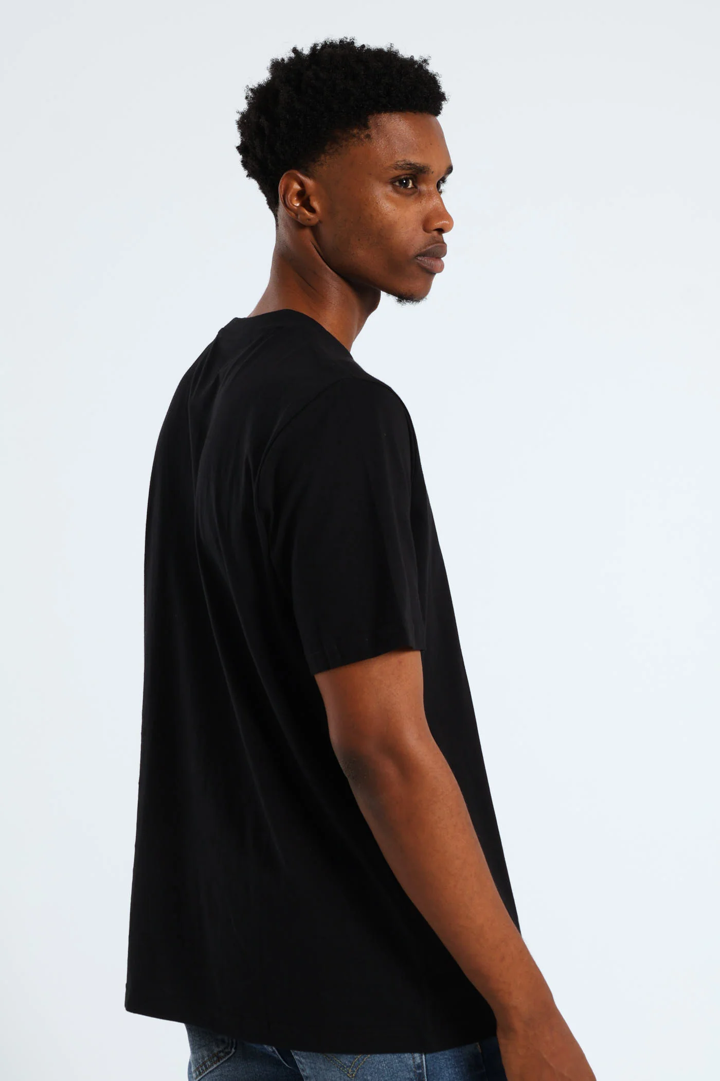 Graphic Wording Tee - Black - Image 3