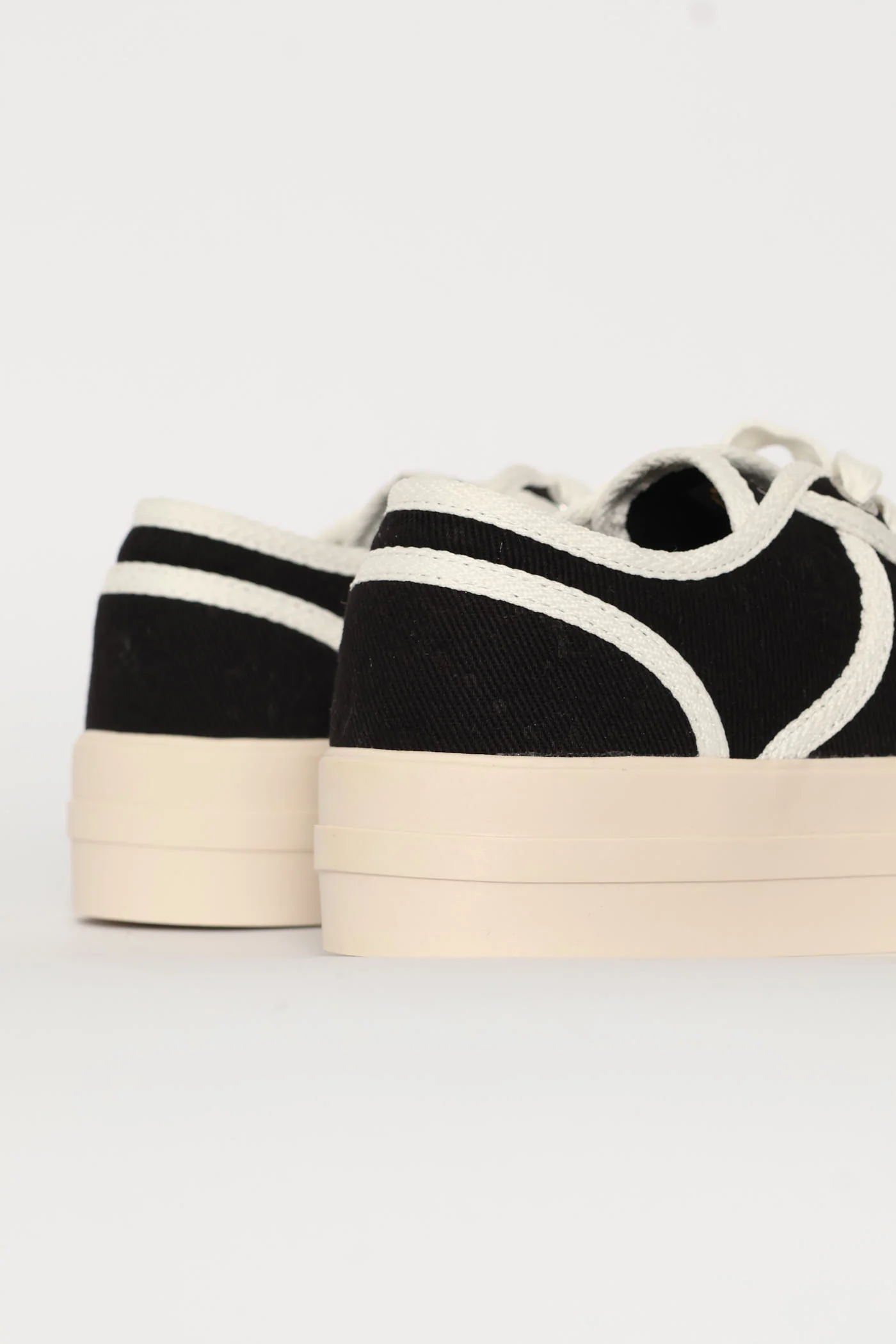 Guess Platform Sneaker - Black/White - Image 7