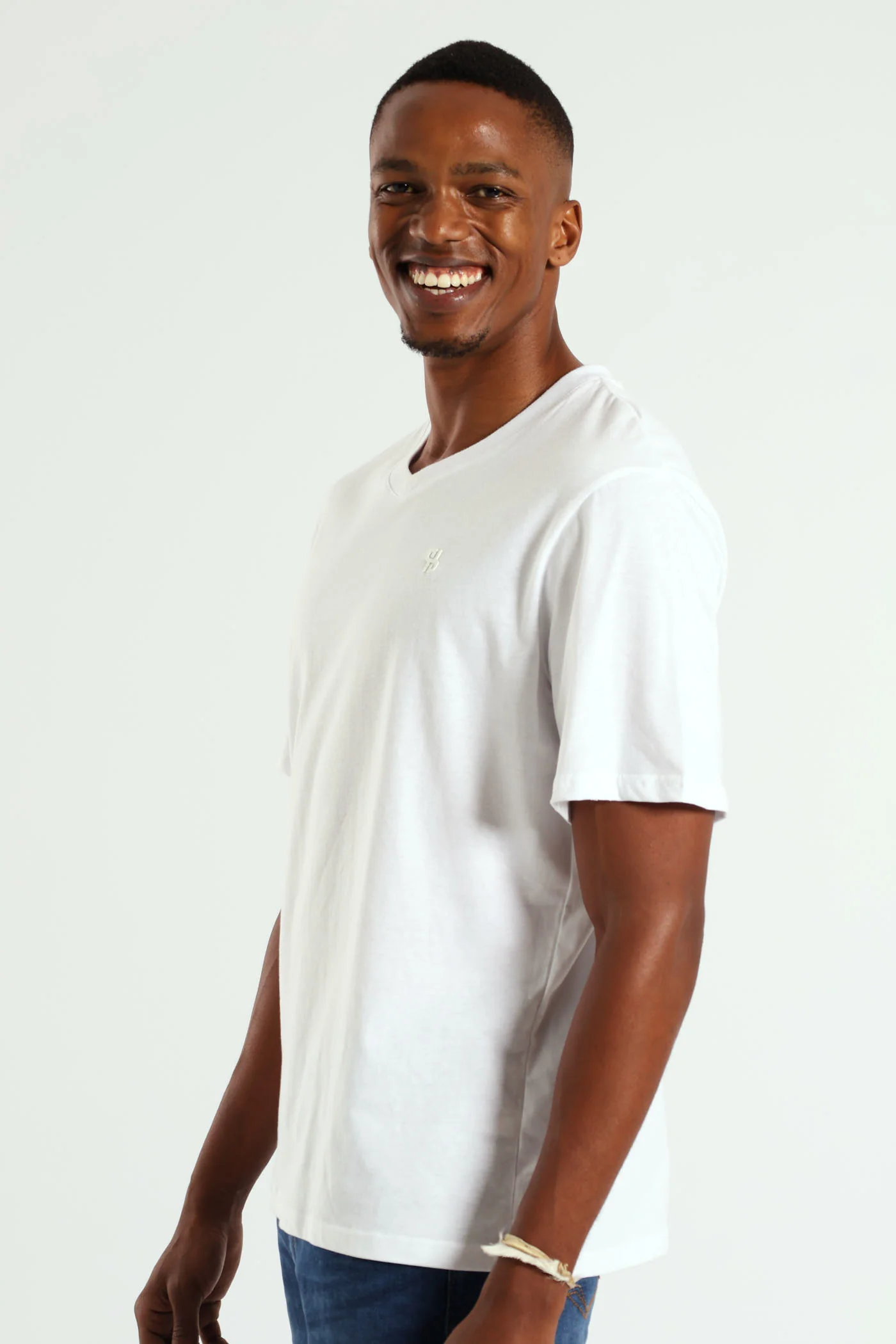HD Basic V-Neck Tee - White - Image 3