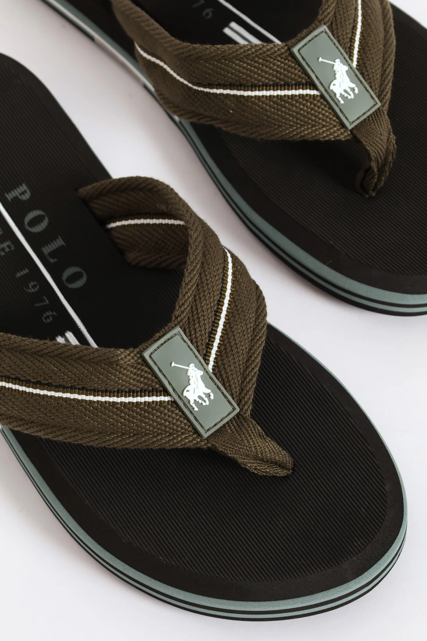 Heritage Wide Vamp Sandal - Black - Image 2