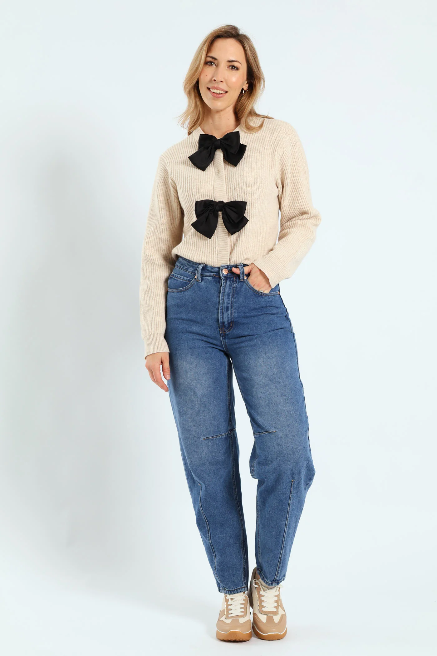 Hi-Rise Classic Barrel Leg Rigid Jean - Mid Wash - Image 2