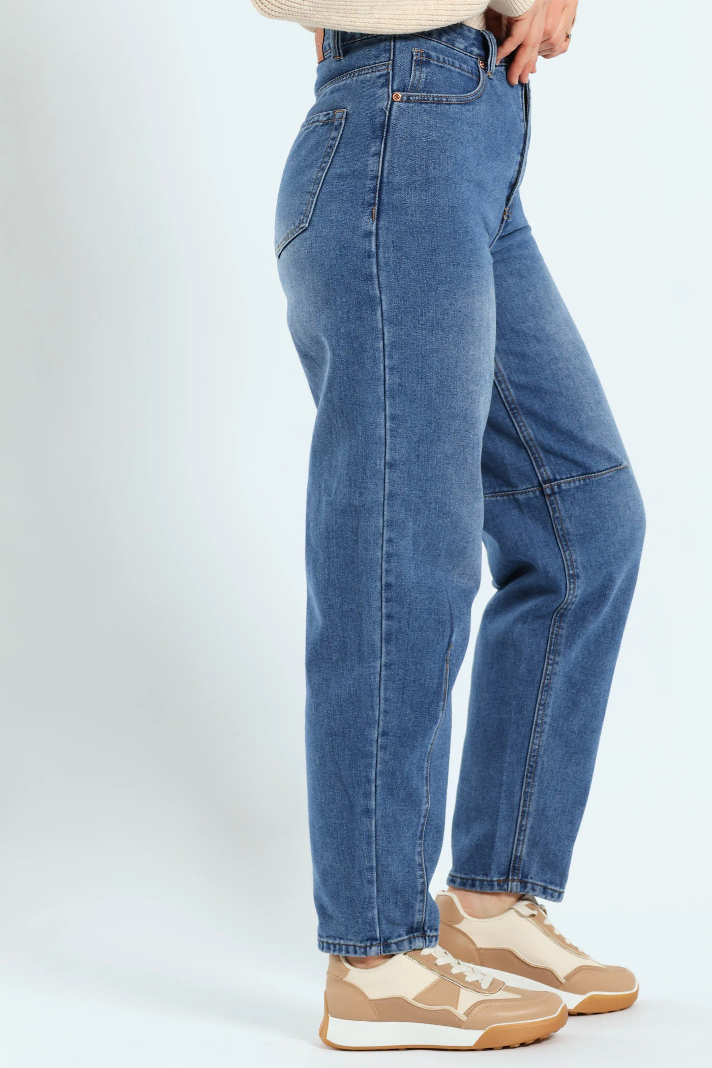 Hi-Rise Classic Barrel Leg Rigid Jean - Mid Wash - Image 3
