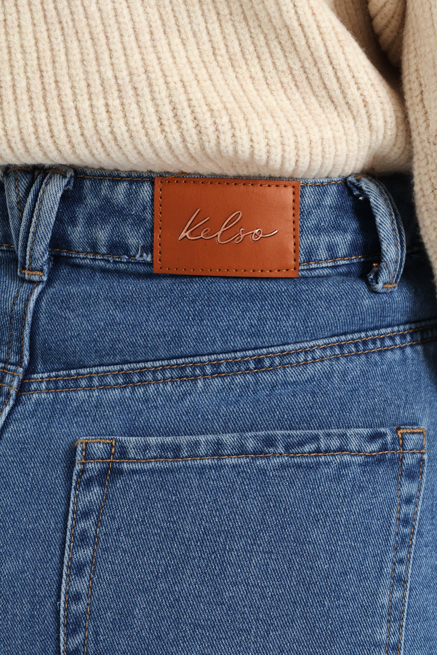 Hi-Rise Classic Barrel Leg Rigid Jean - Mid Wash - Image 6