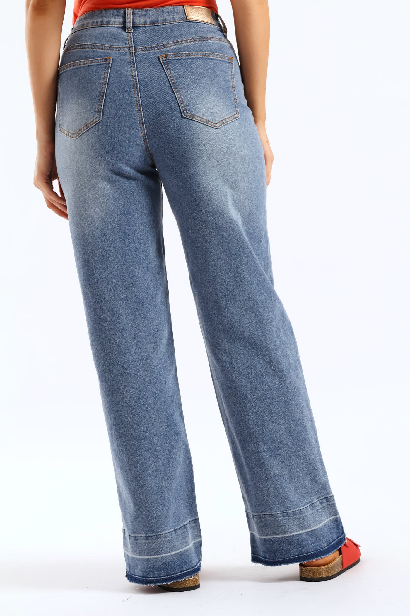 Hi-Rise Let Down Hem Wide Leg Jean - Mid Wash - Image 4