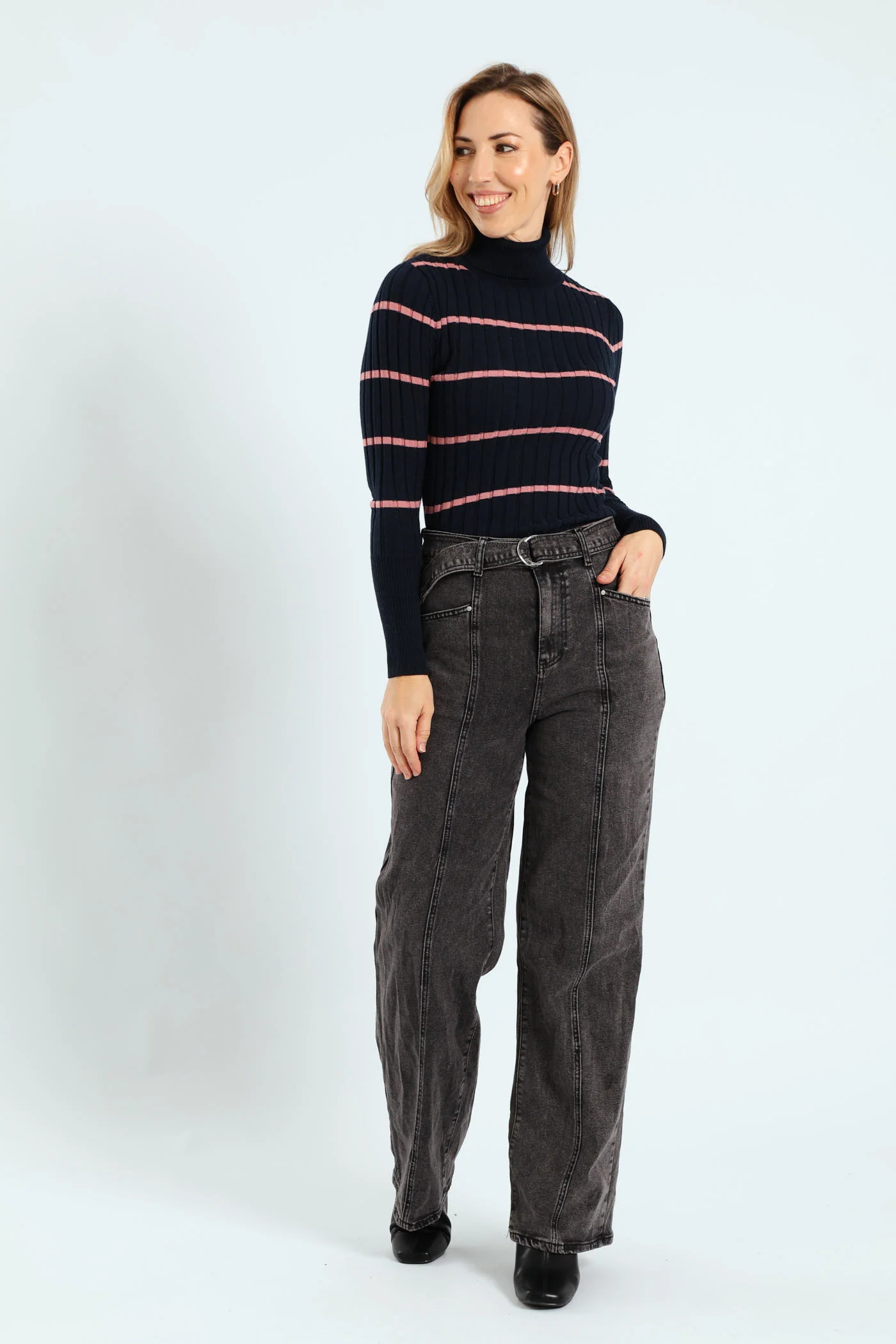 Hi-Rise Wide Leg Panneled Jean - Dark Grey - Image 4