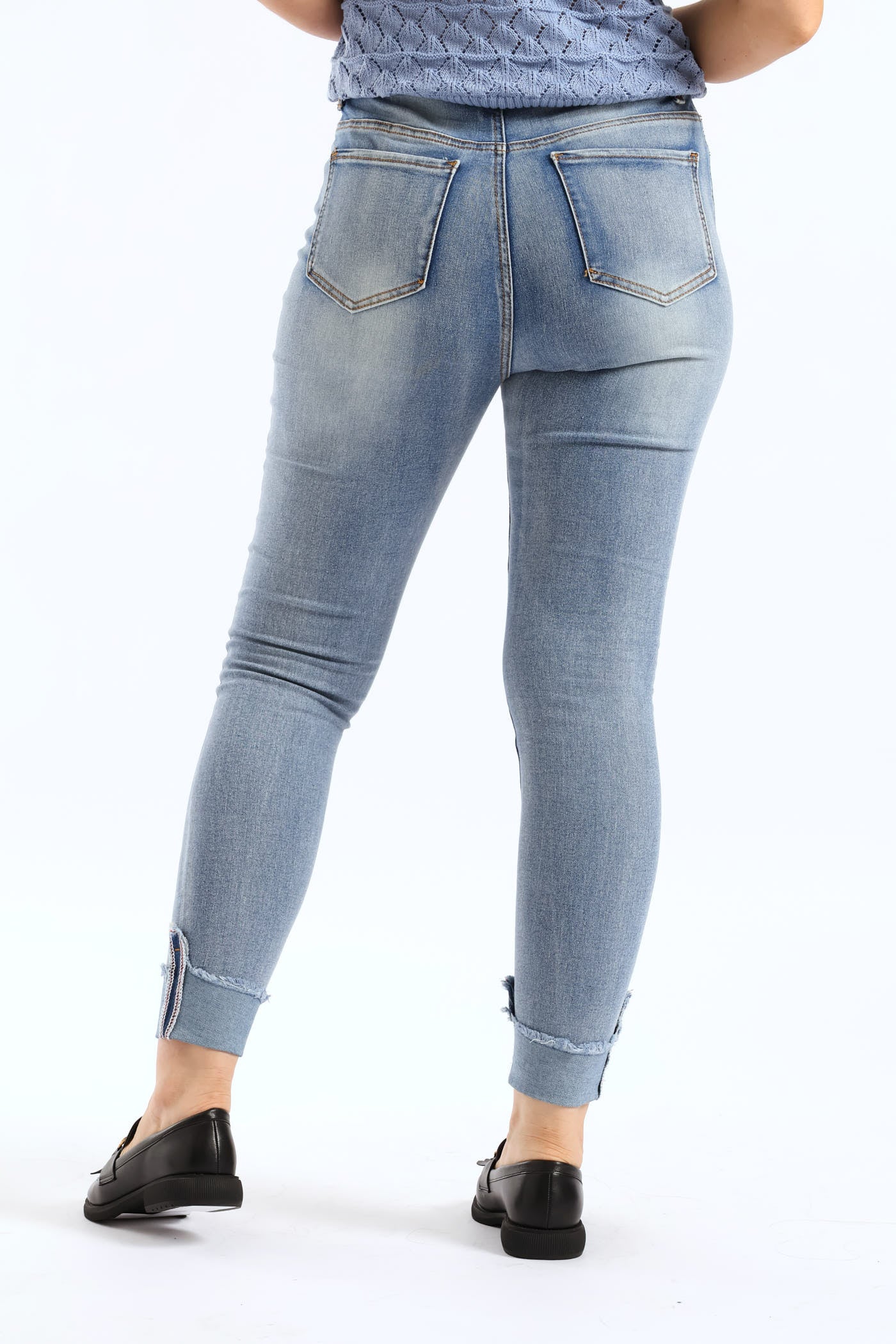 Hi Waist Mid Rise Turnup Skinny Denim - Light Wash - Image 4