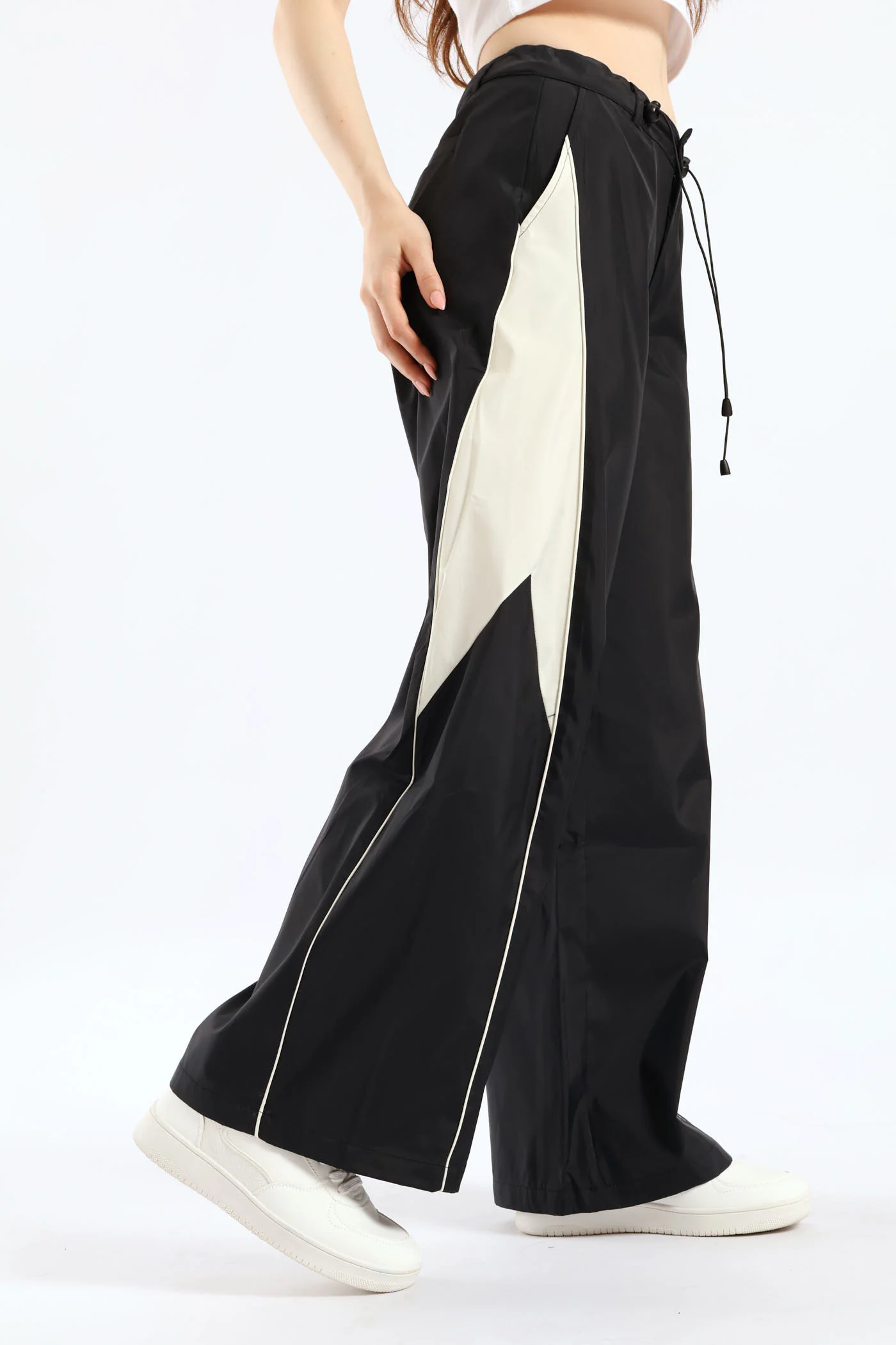 High Rise Wide Leg Pant - Black - Image 4