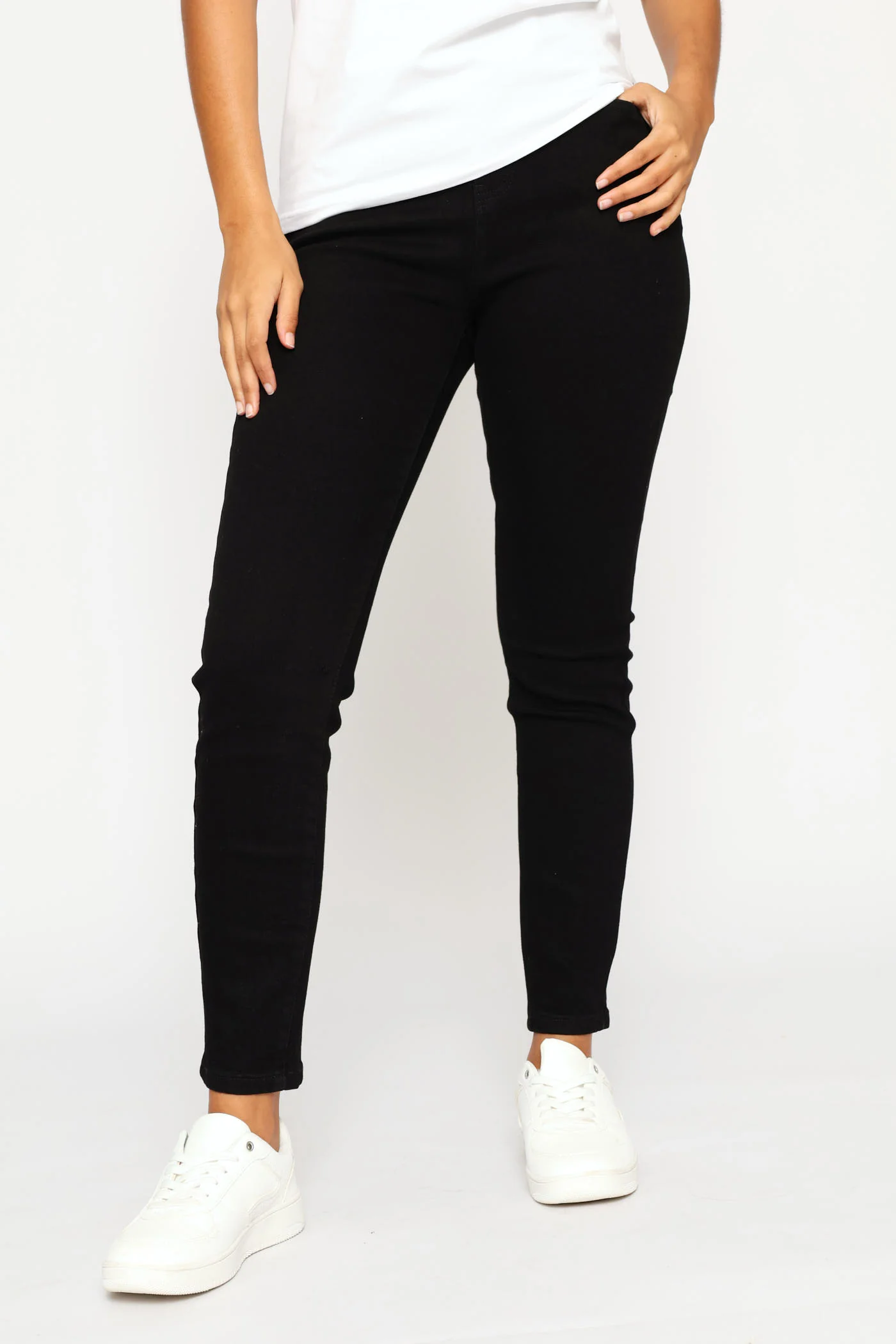 High Waist Skinny Jean - Black - Image 2