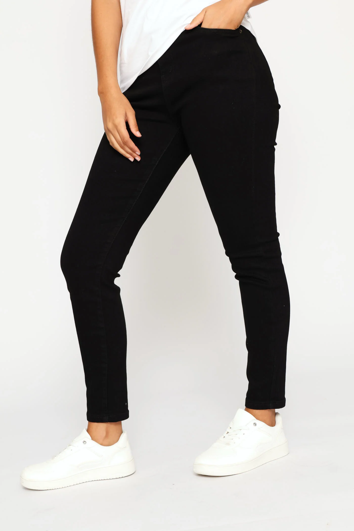 High Waist Skinny Jean - Black - Image 3