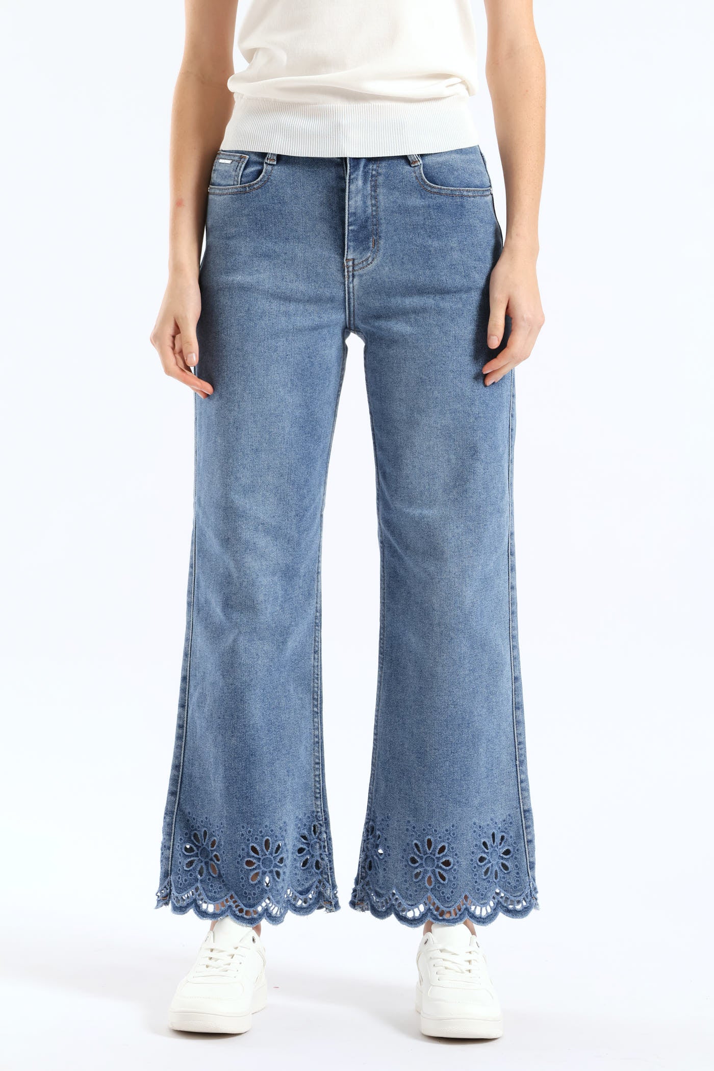 High Waisted Anglaise Hem Cropped Wide Leg Denim - Medium Wash - Image 10