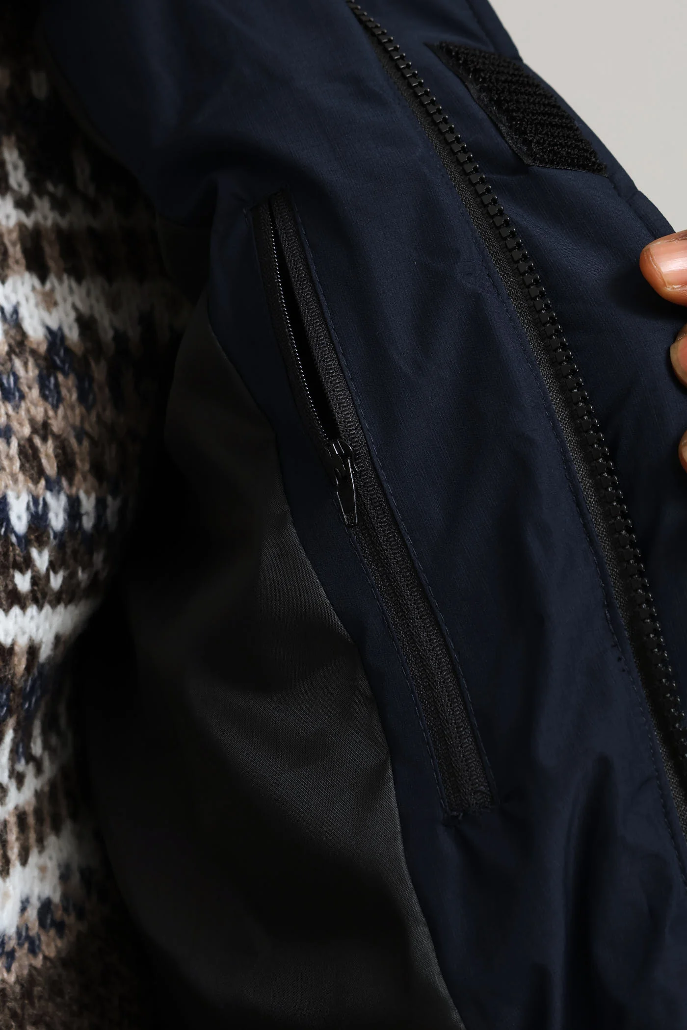 Hooded Zip Pocket Padded Jacket - Navy - Image 7