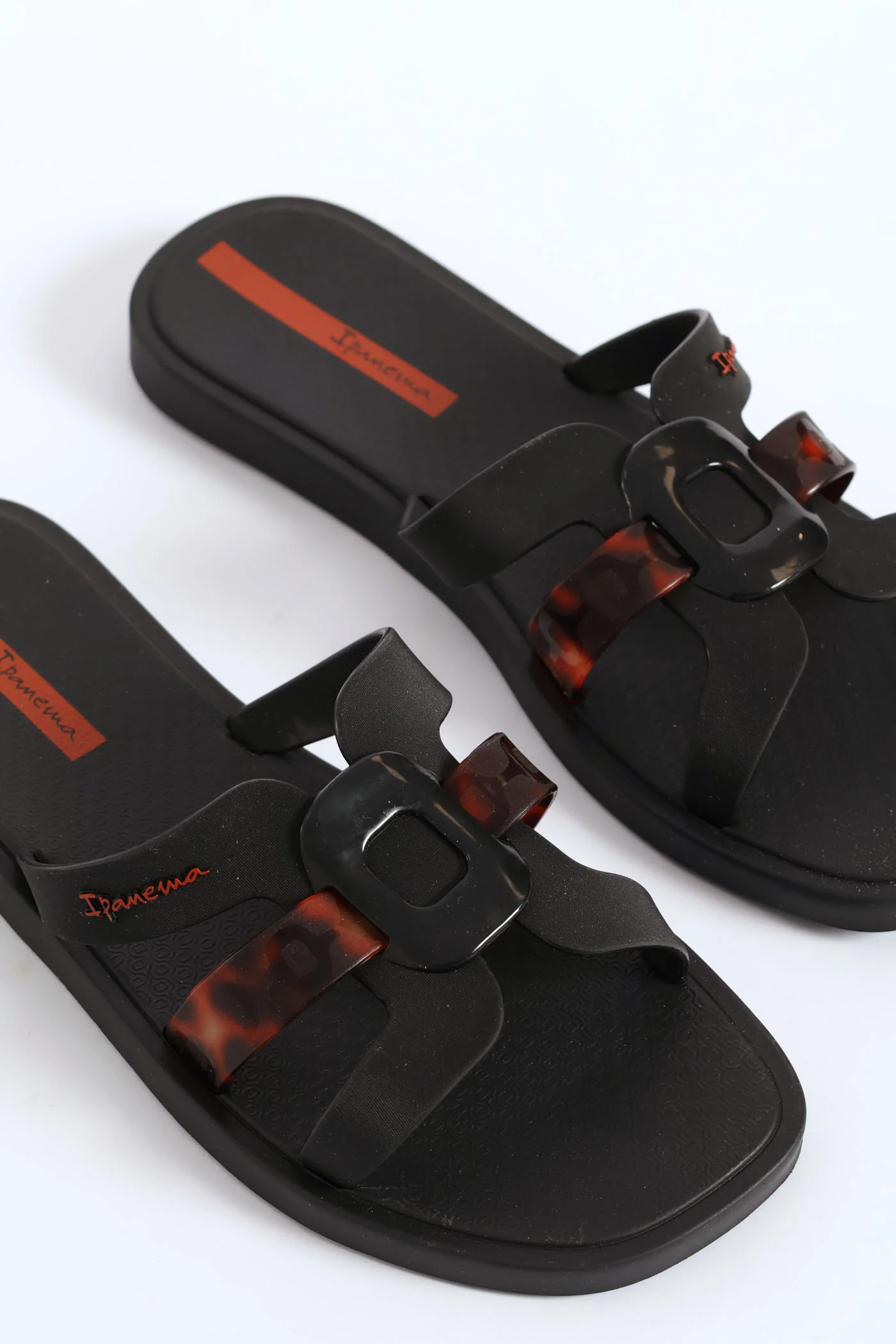 Hoy Turtle Trim Slide - Black - Image 3