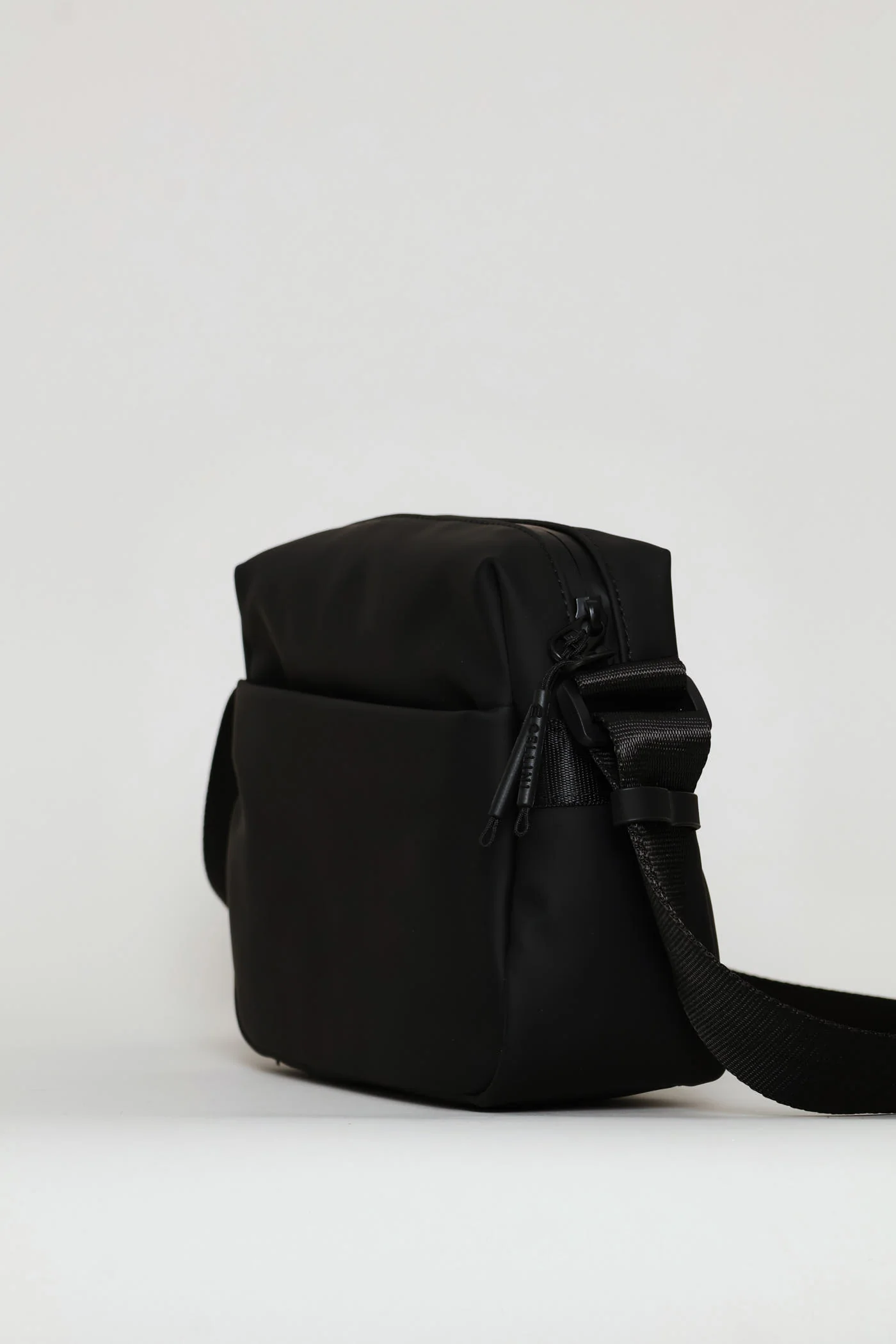 Hydro Small E/W Sling Bag - Image 2