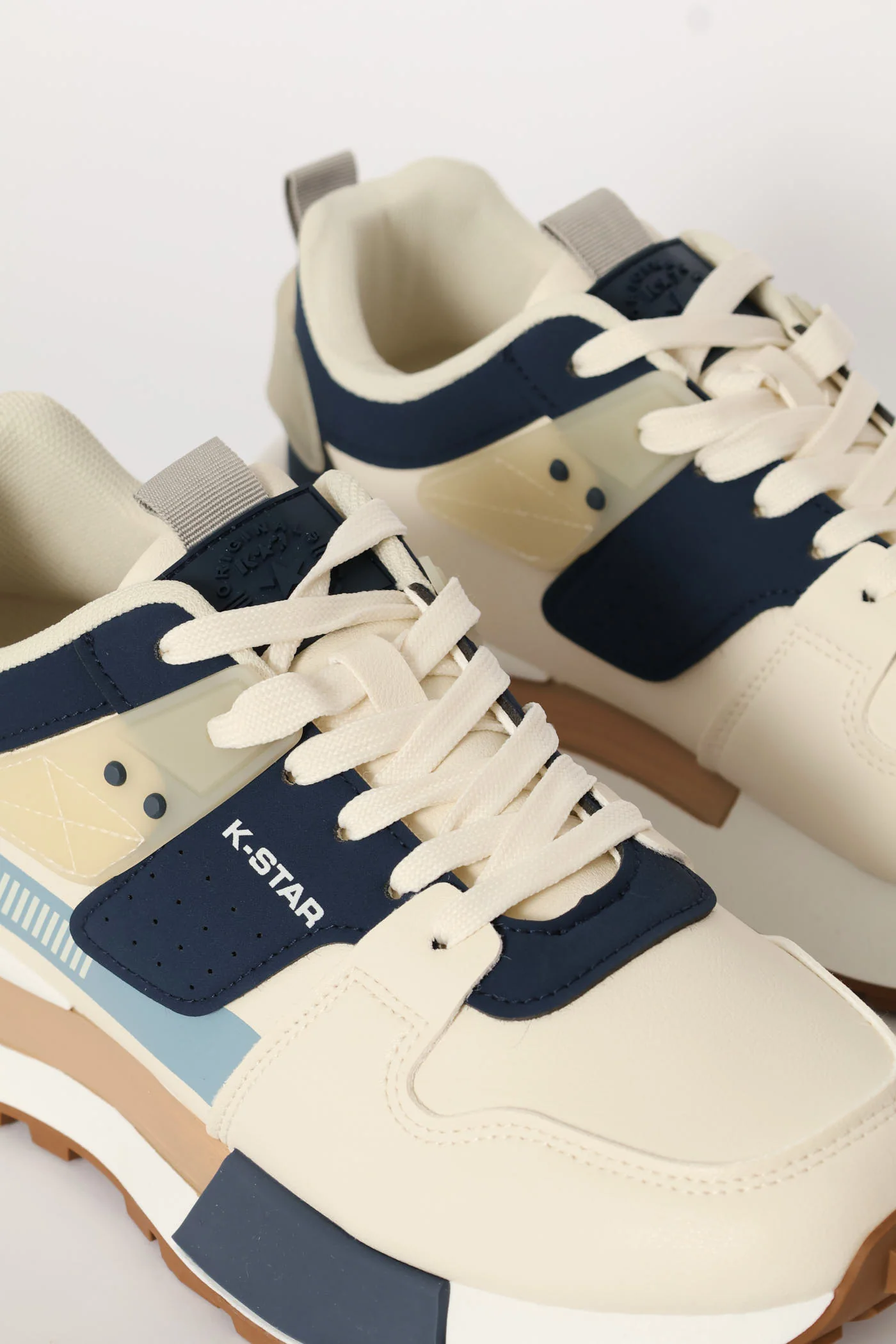 Ice Retro Lace Up Trainer - Beige/Blue - Image 2