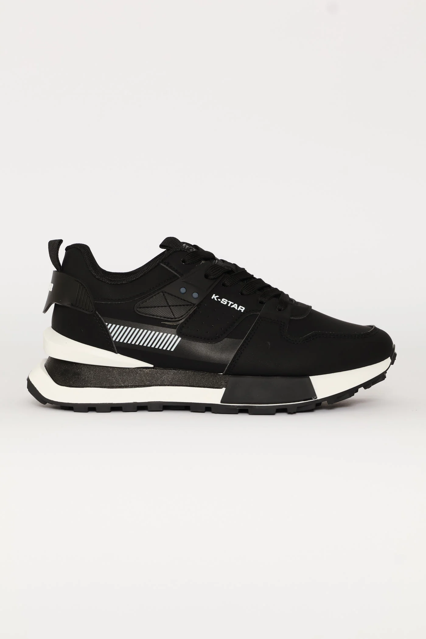 Ice Retro Lace Up Trainer - Black - Image 4