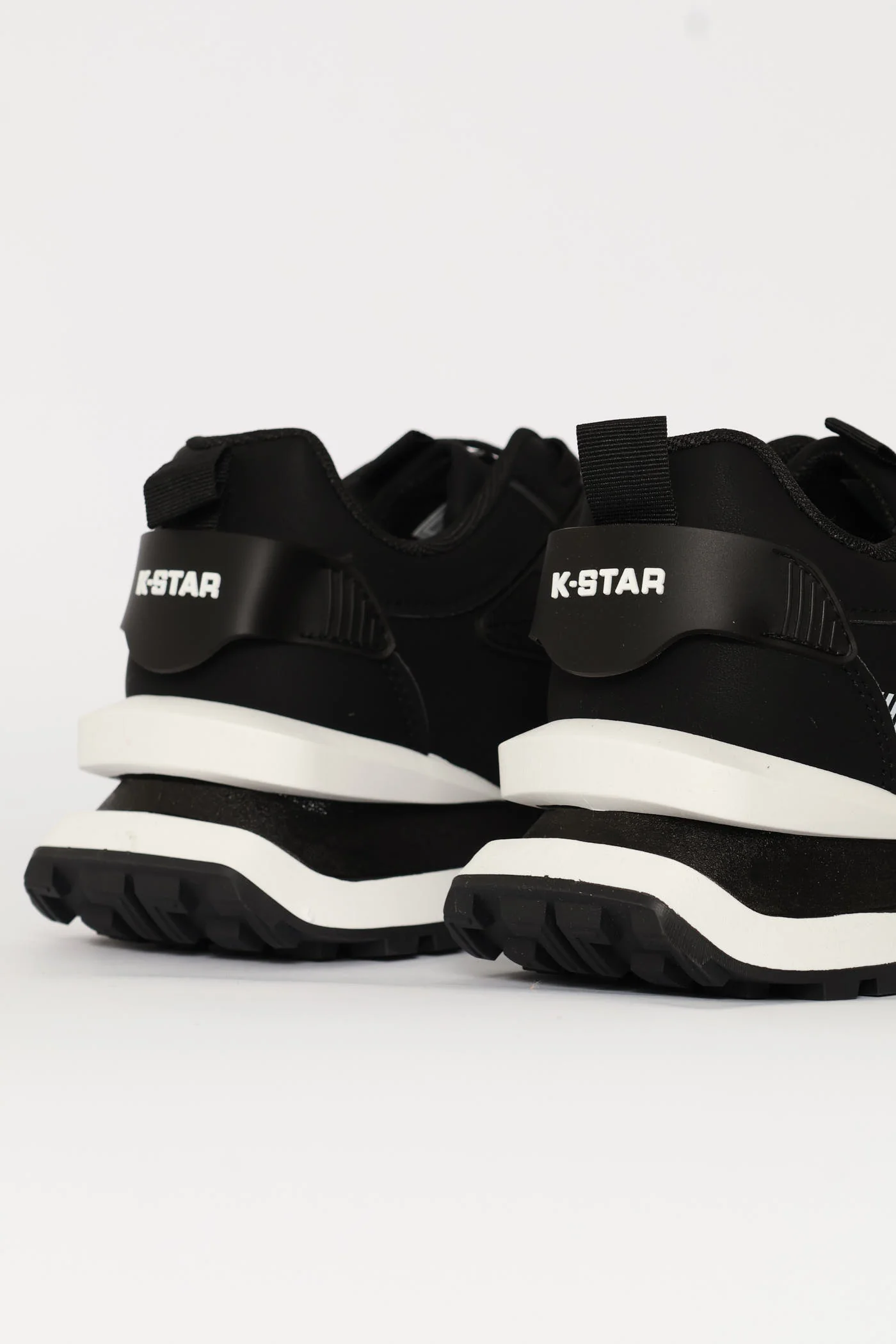 Ice Retro Lace Up Trainer - Black - Image 6