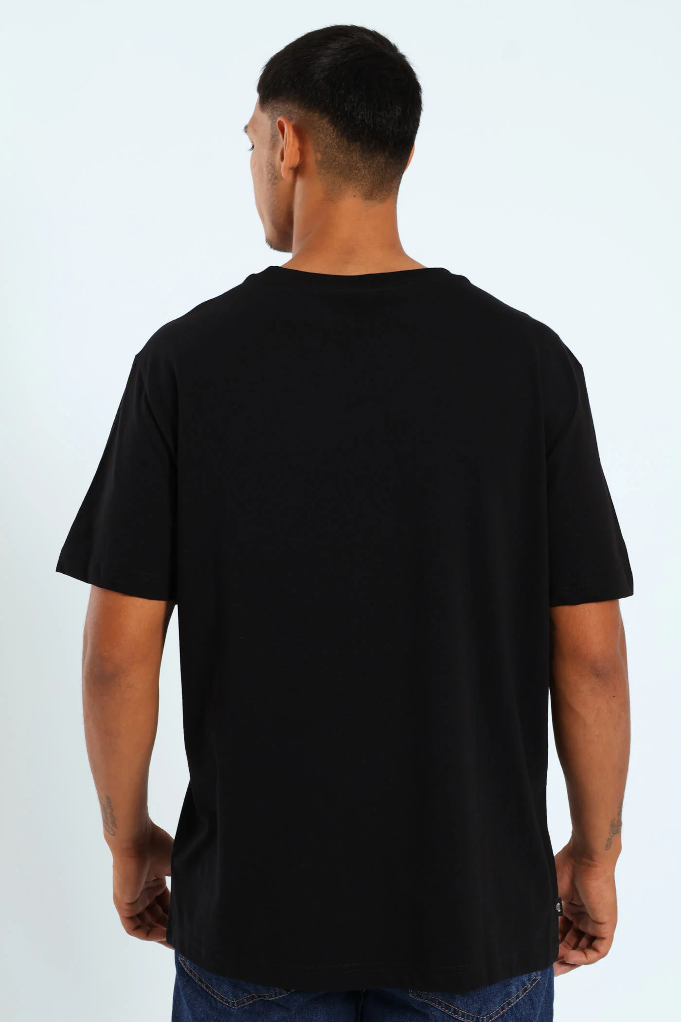 Iconic Letter Collection Tee - Black - Image 4