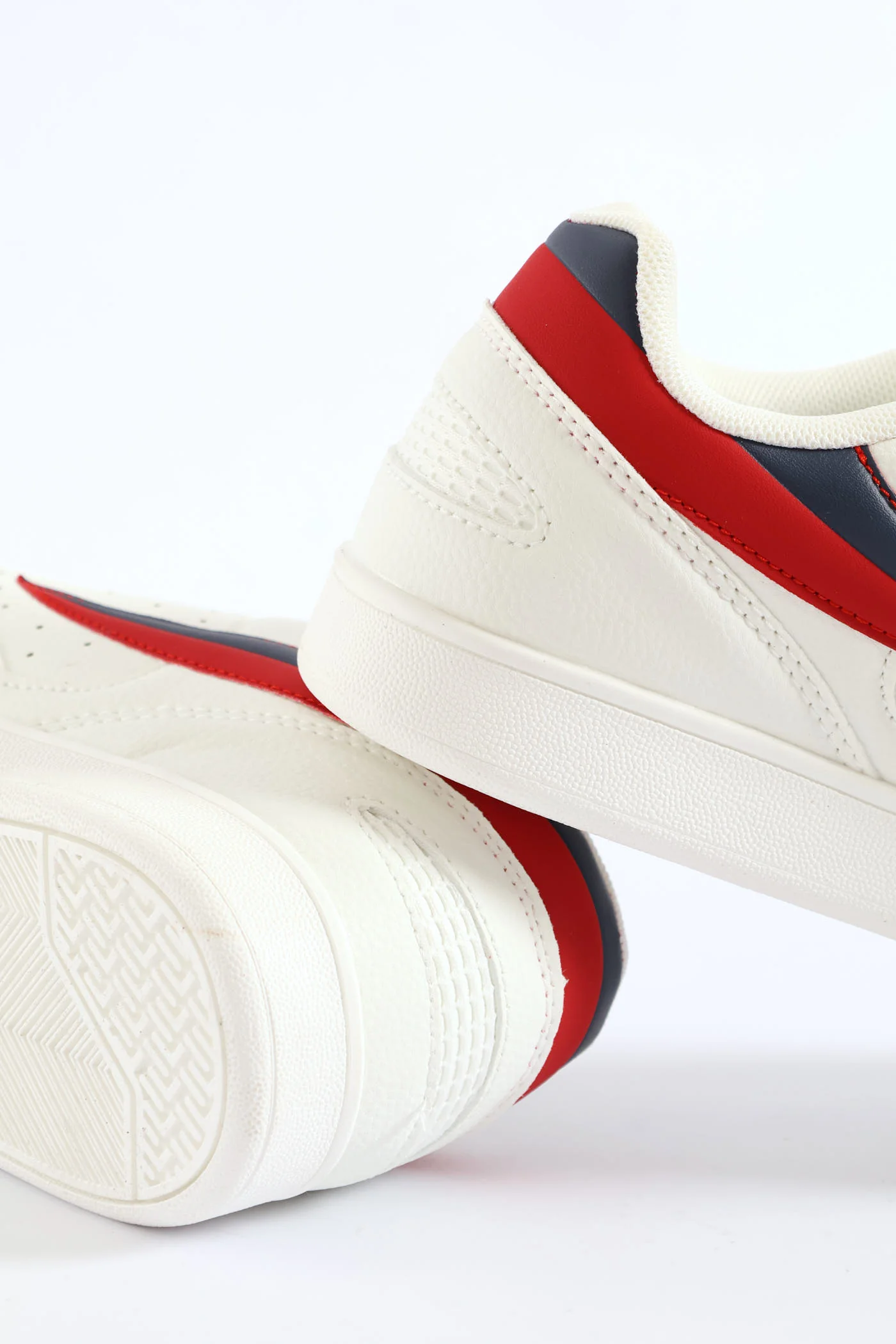 Iggy Court Sneaker - White/Navy - Image 2